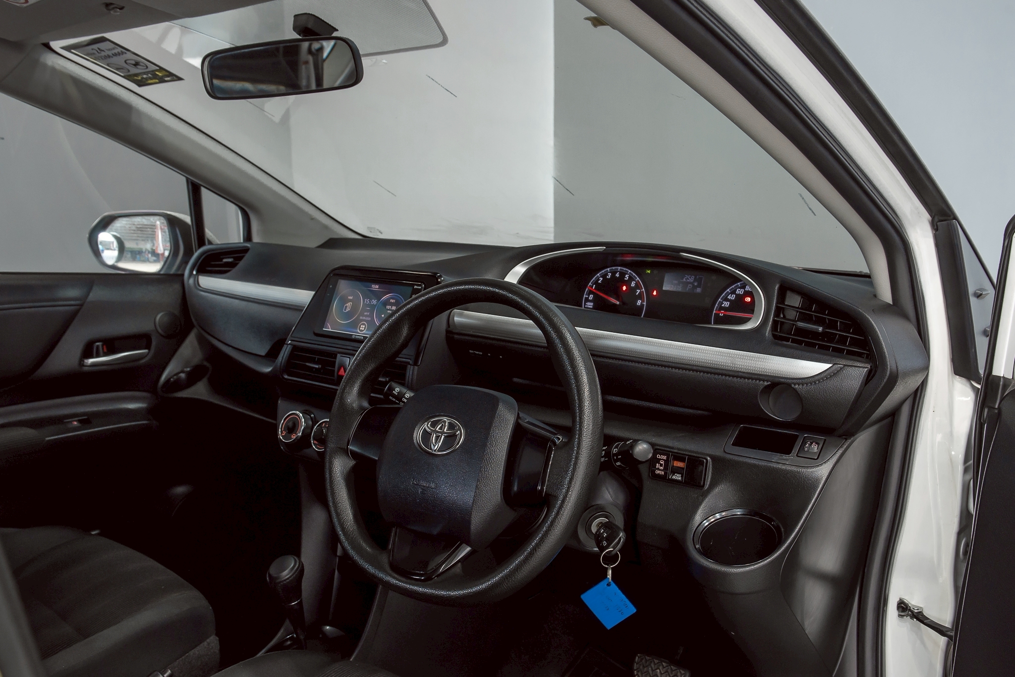 Toyota Sienta1.5 G SUV AT 2022