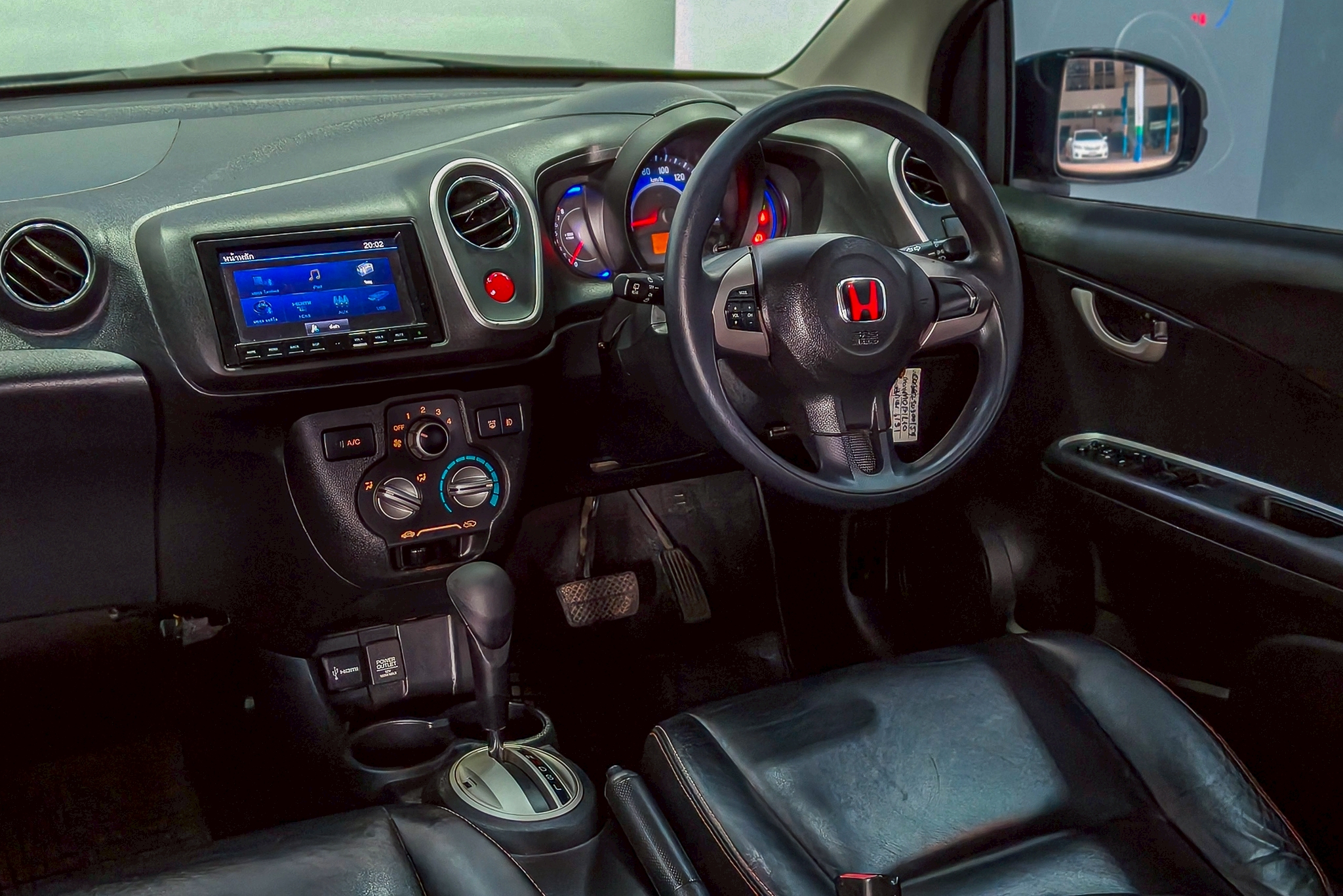 Honda Mobilio 1.5 RS SUV AT 2015