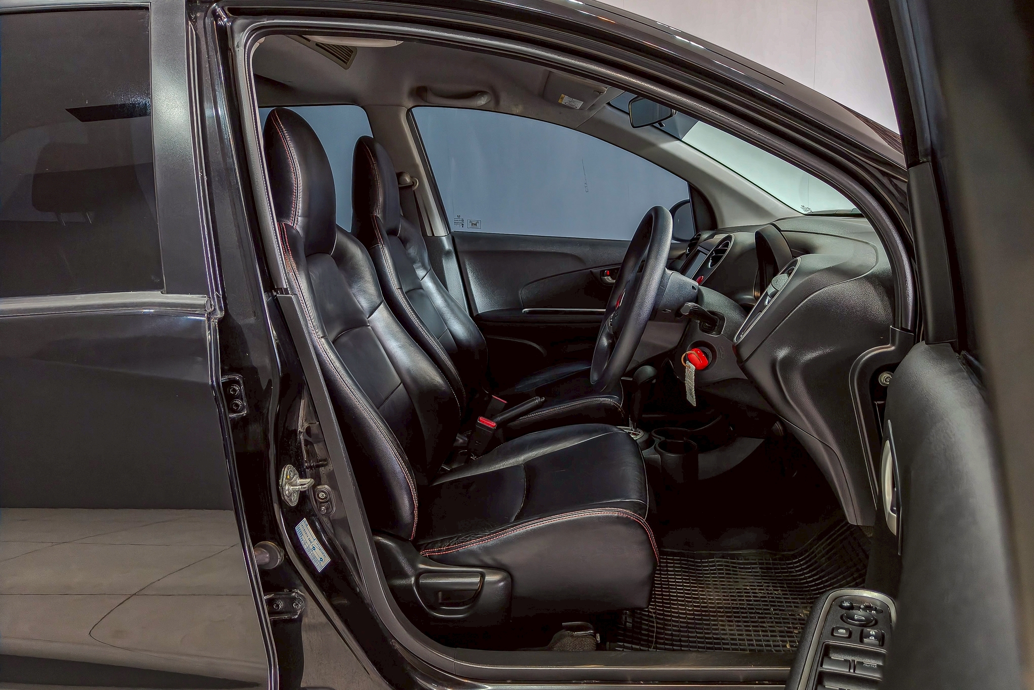Honda Mobilio 1.5 RS SUV AT 2015