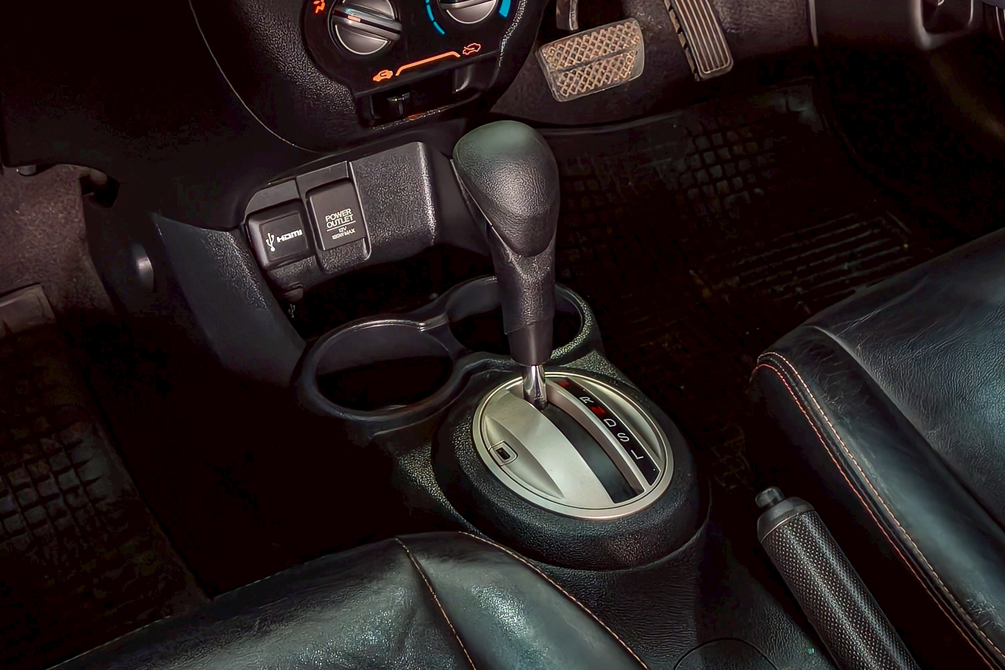 Honda Mobilio 1.5 RS SUV AT 2015