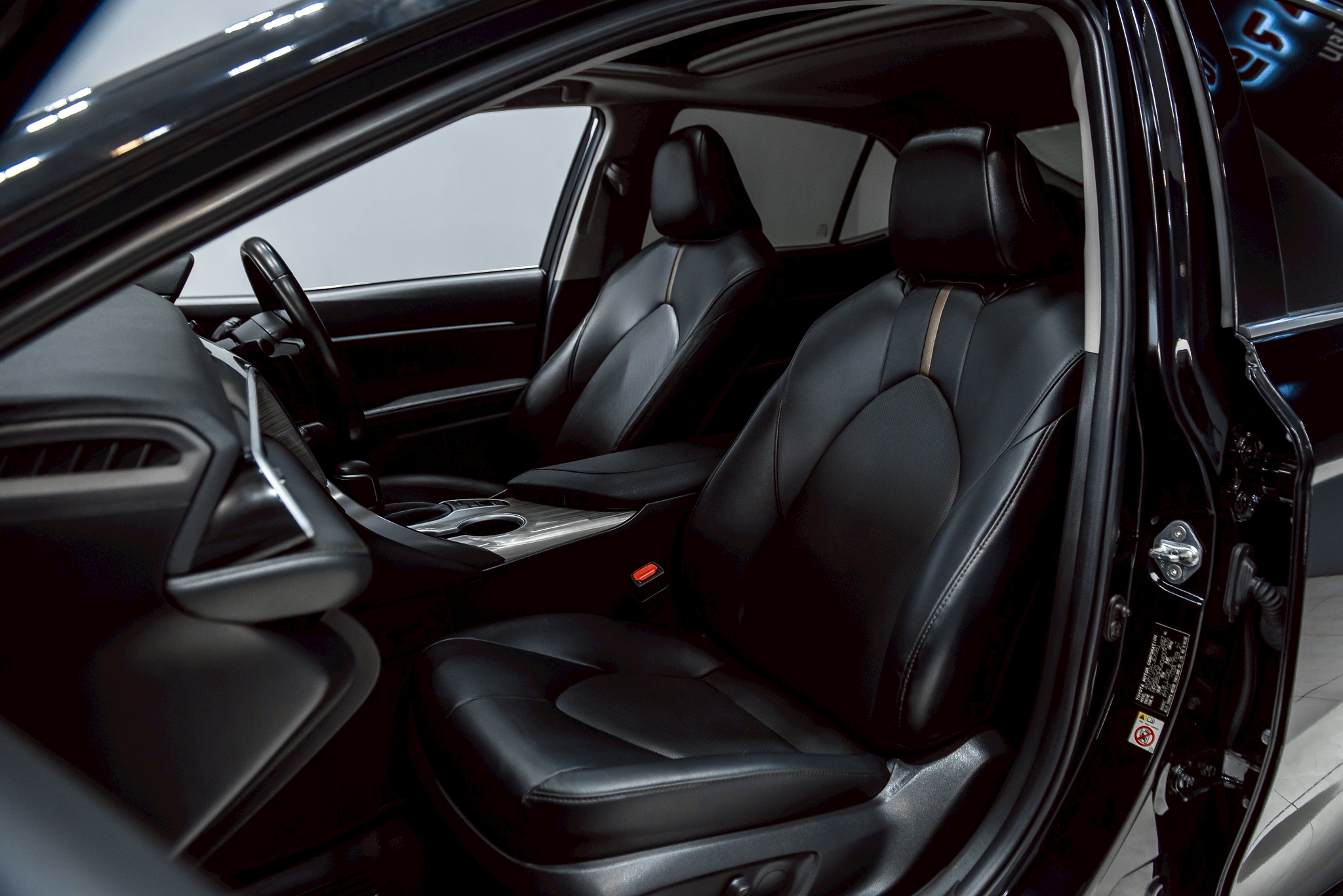 Toyota Camry 2.5 Hybrid Premium Sedan AT 2021
