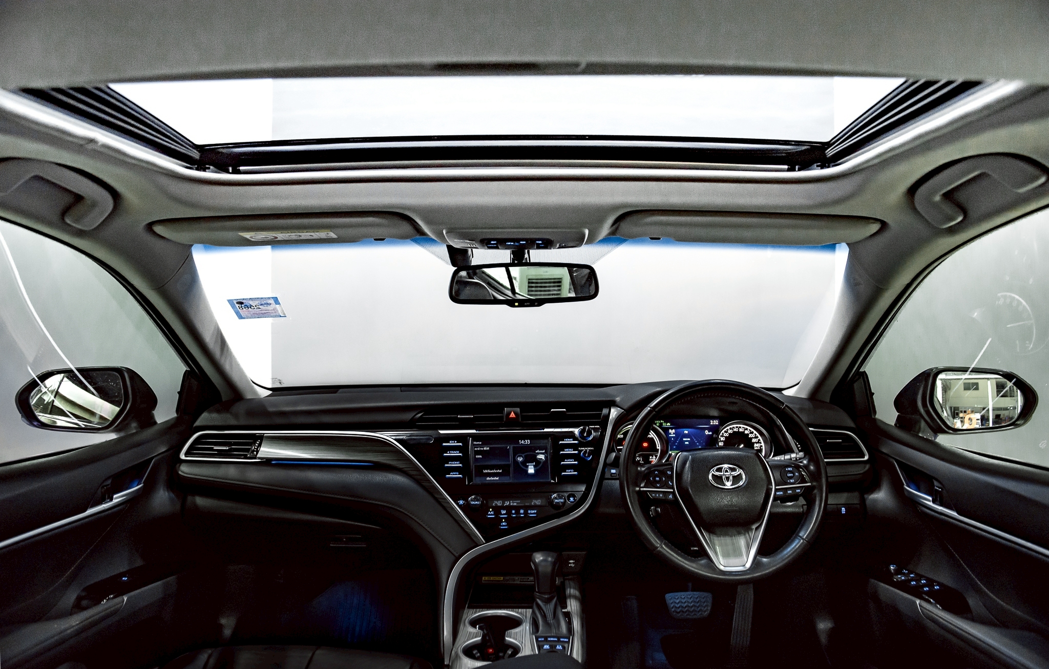 Toyota Camry 2.5 Hybrid Premium Sedan AT 2021