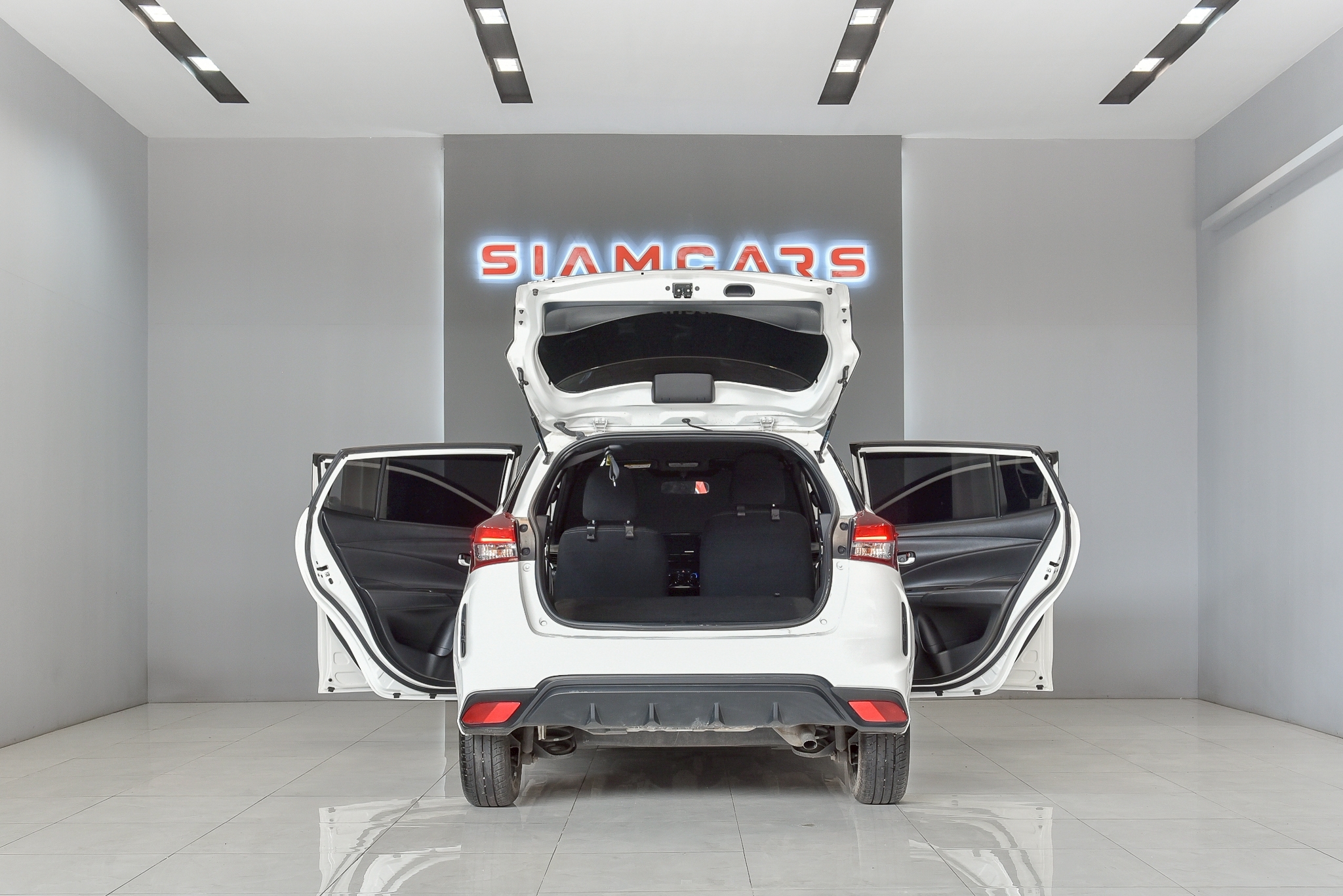 Toyota Yaris 1.2 Sport Hatchback AT 2024