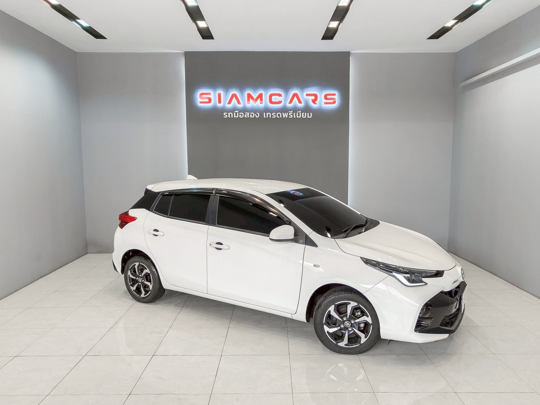 Toyota Yaris 1.2 Sport Hatchback AT 2024