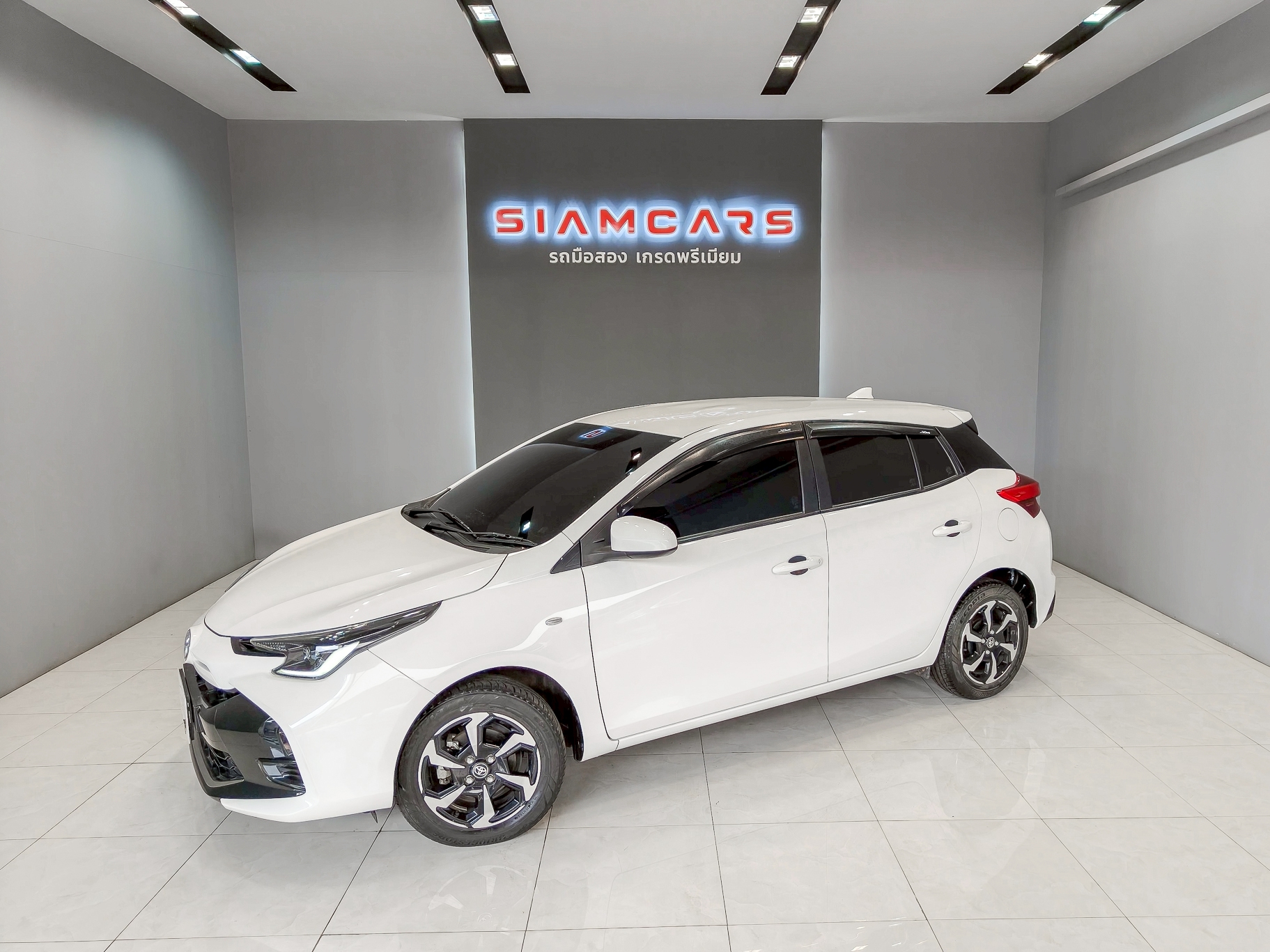 Toyota Yaris 1.2 Sport Hatchback AT 2024