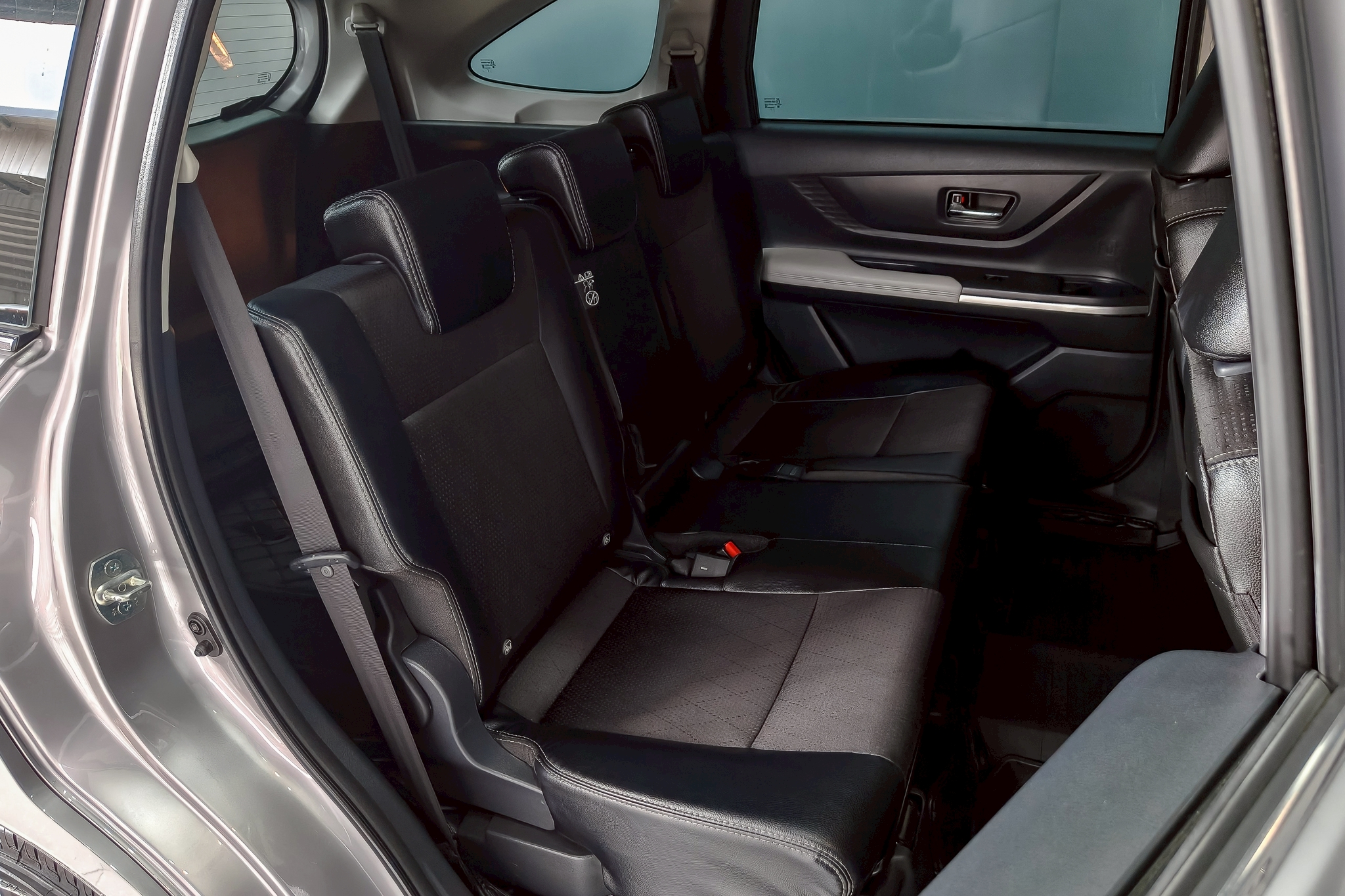 Toyota Veloz 1.5 Premium SUV AT 2023