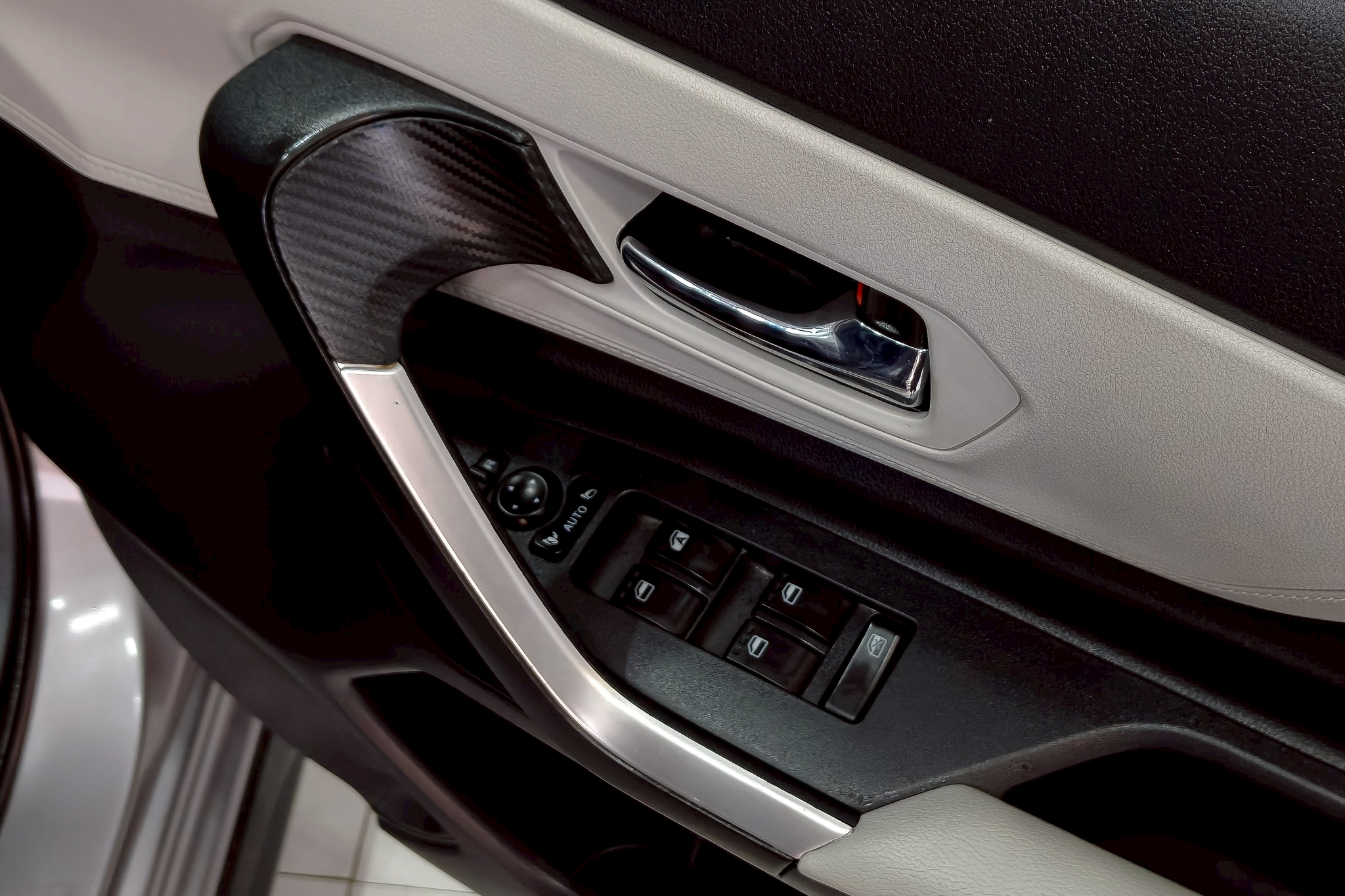 Toyota Veloz 1.5 Premium SUV AT 2023