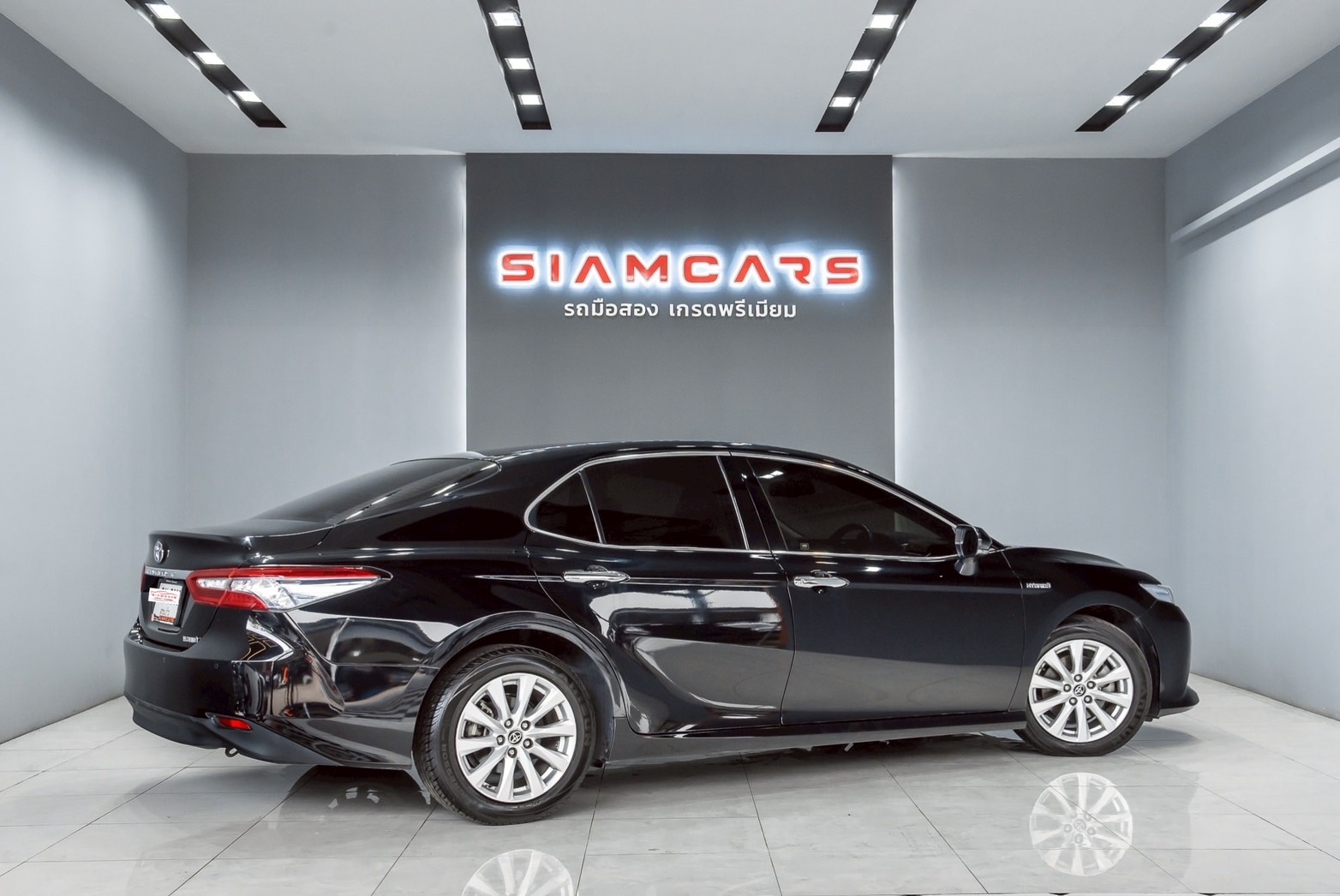 Toyota Camry 2.5 Hybrid Premium Sedan AT 2021