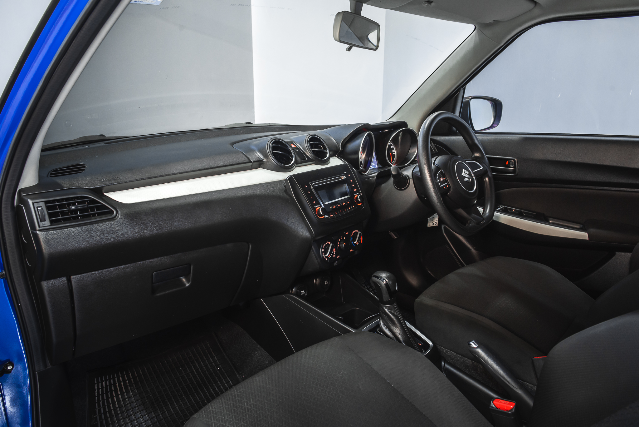 Suzuki Swift 1.2 GL Hatchback AT 2018