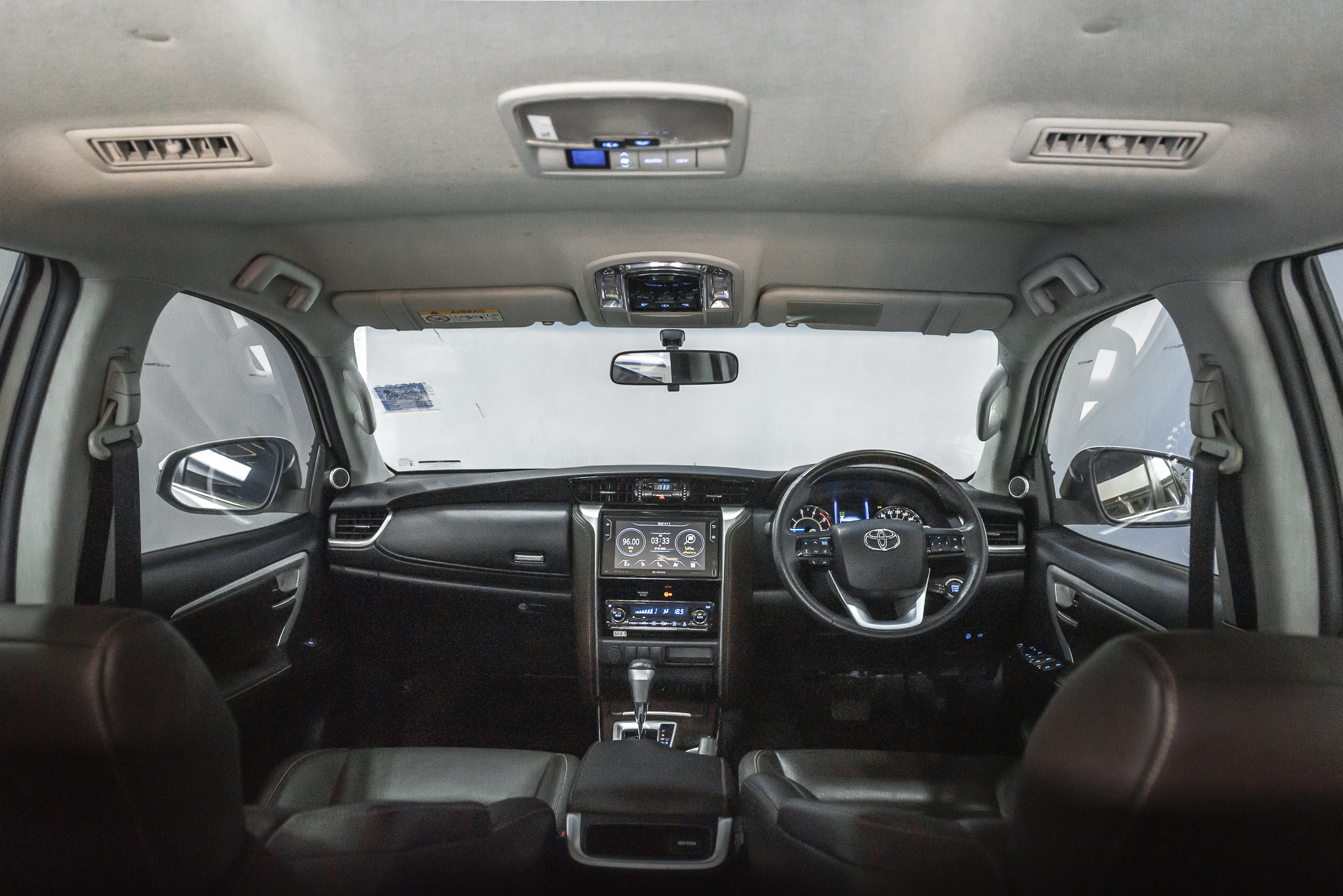Toyota Fortuner 2.8 V SUV AT 2019