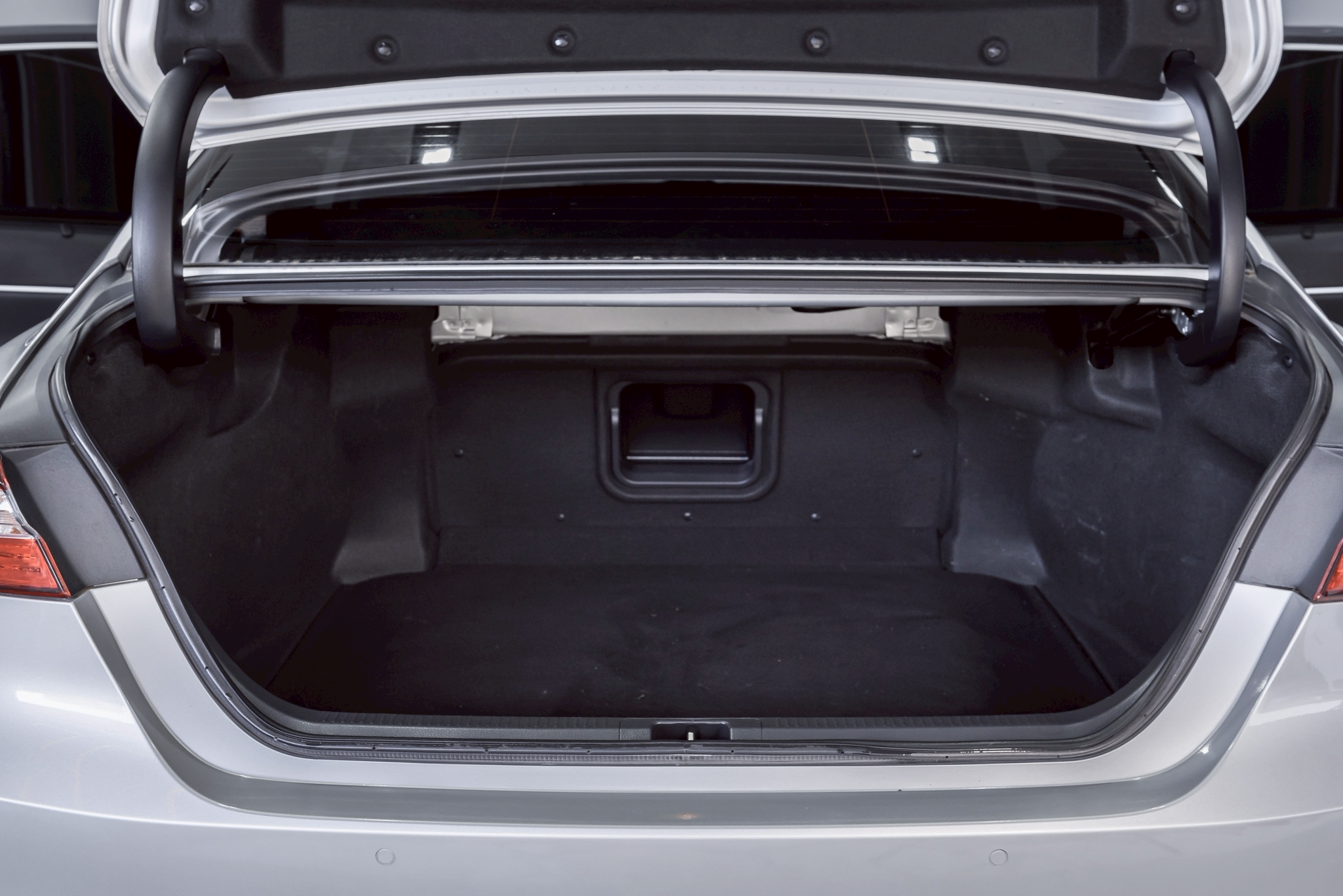 Toyota Camry 2.0 G Sedan AT 2020