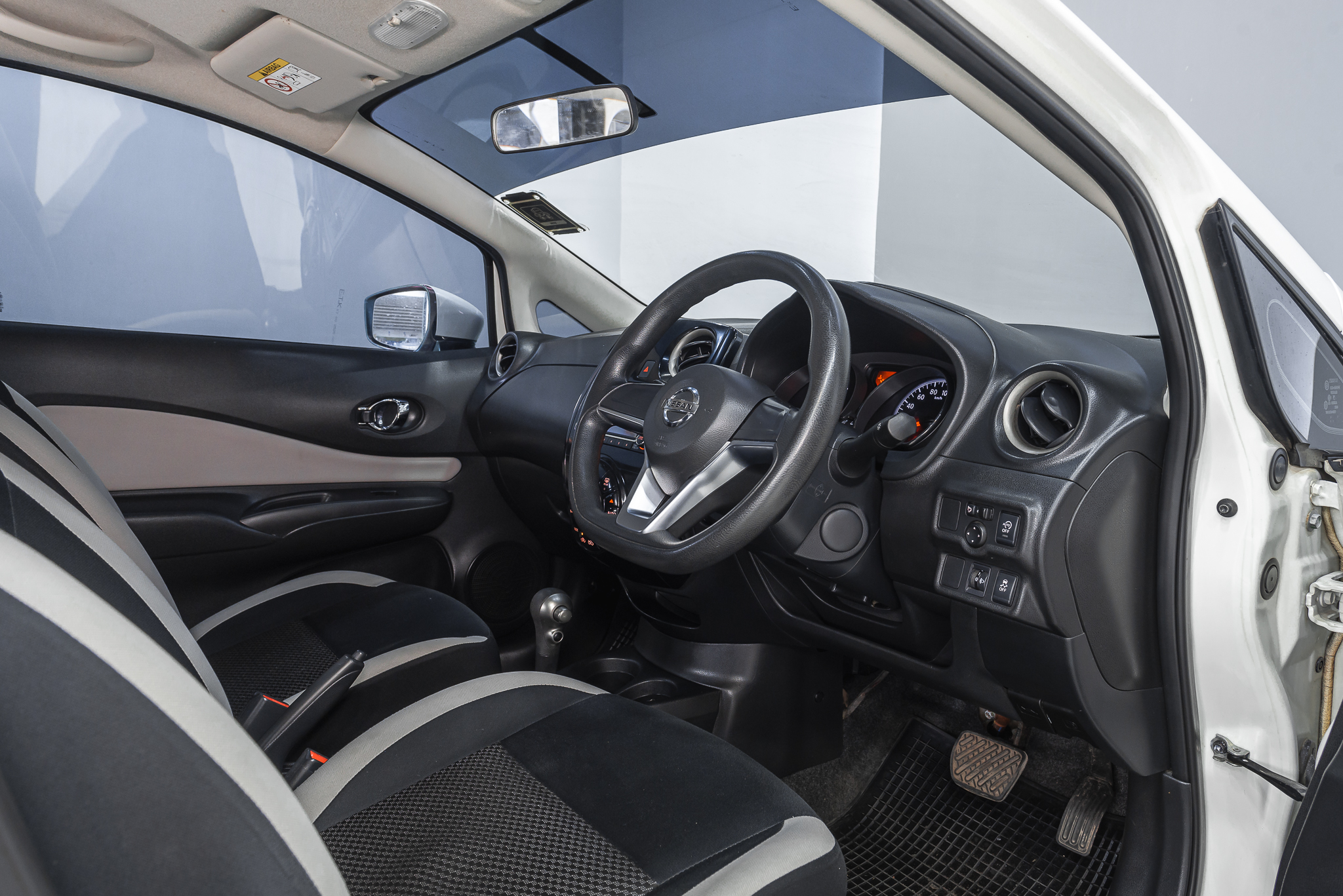 Nissan Note 1.2 V Hatchback AT 2019