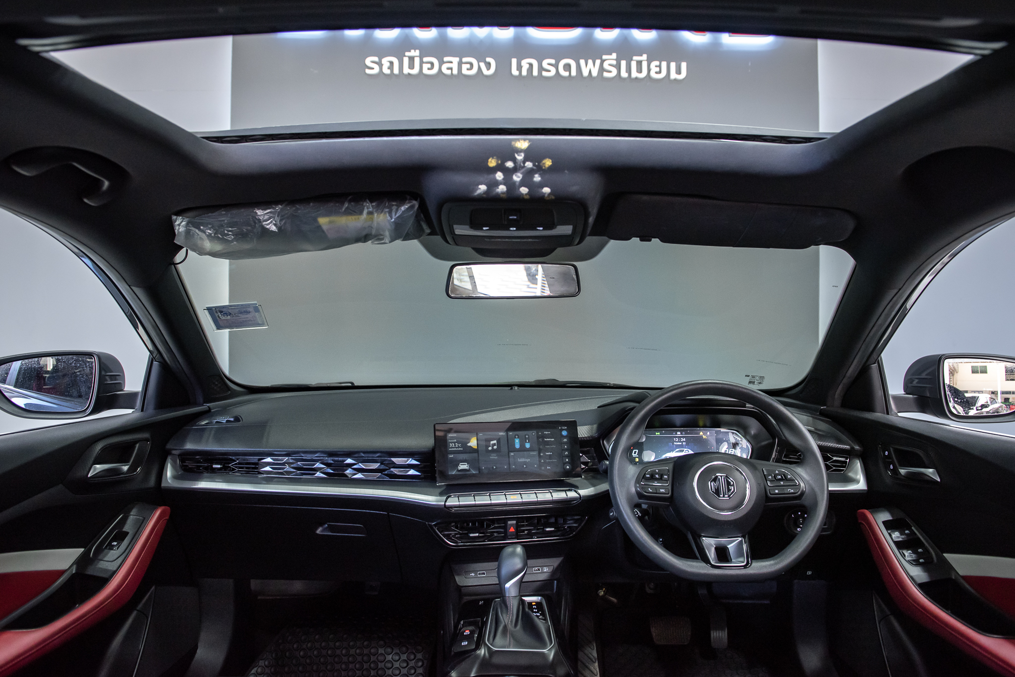 MG5  MG5 1.5 X Sunroof Sedan AT 2022
