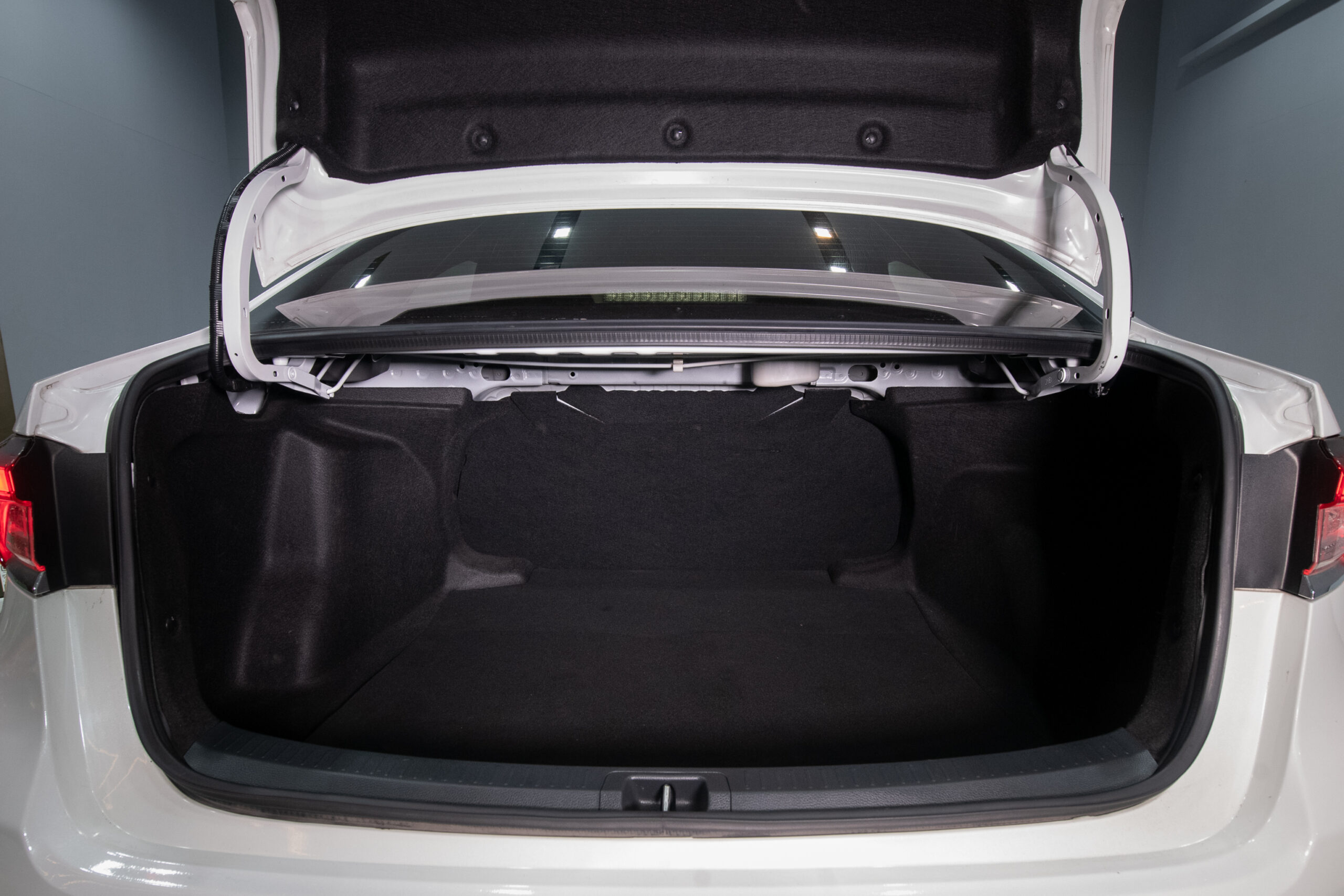Toyota Corolla Altis 1.8 Hybrid Smart Sedan AT 2021