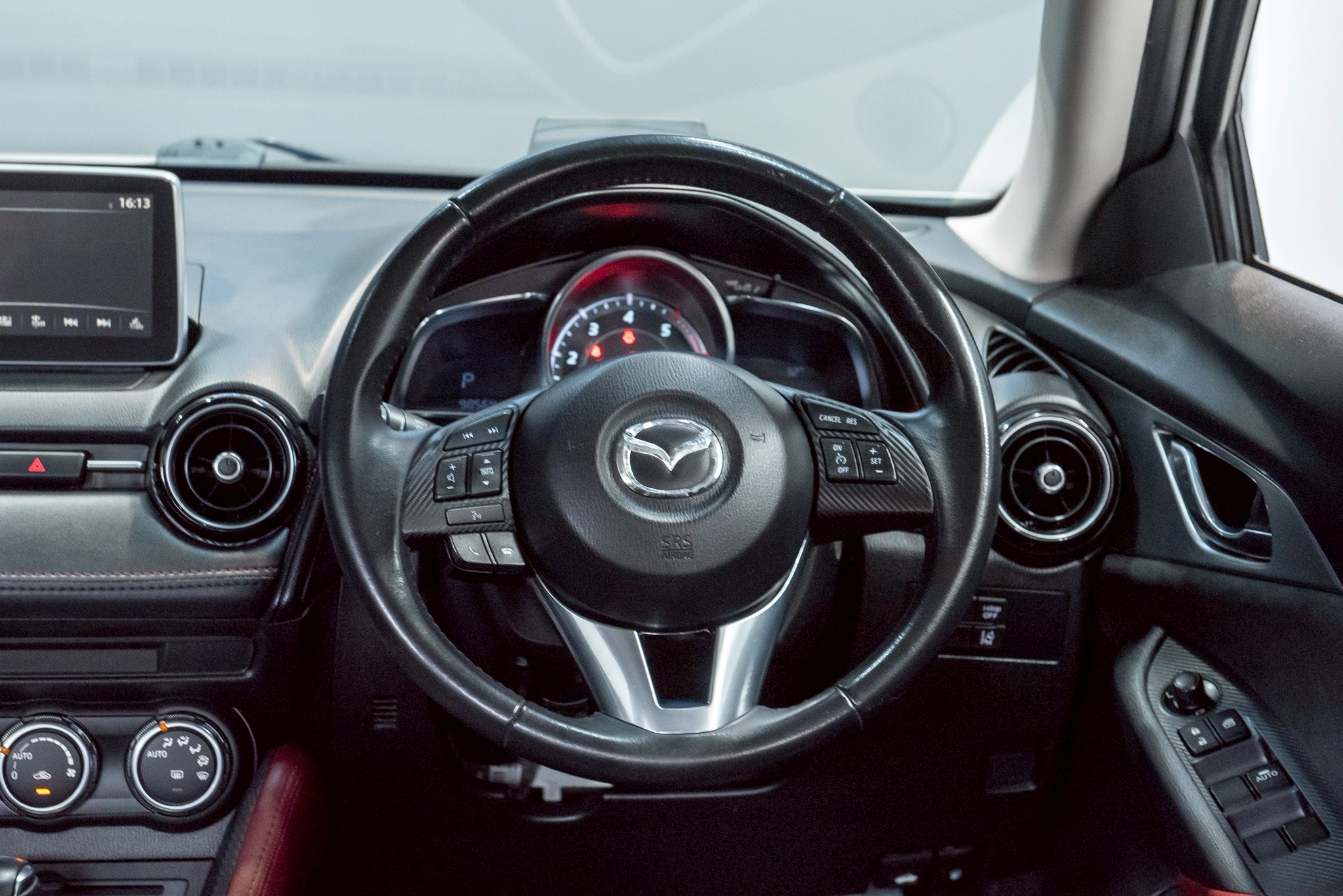 Mazda CX-3 1.5 XDL Hatchback AT 2016
