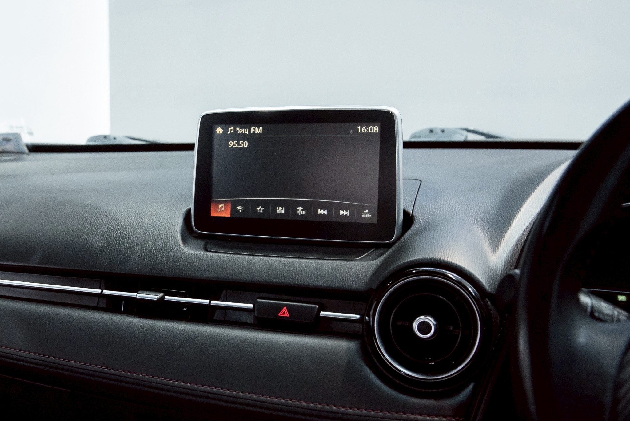 Mazda CX-3 1.5 XDL Hatchback AT 2016