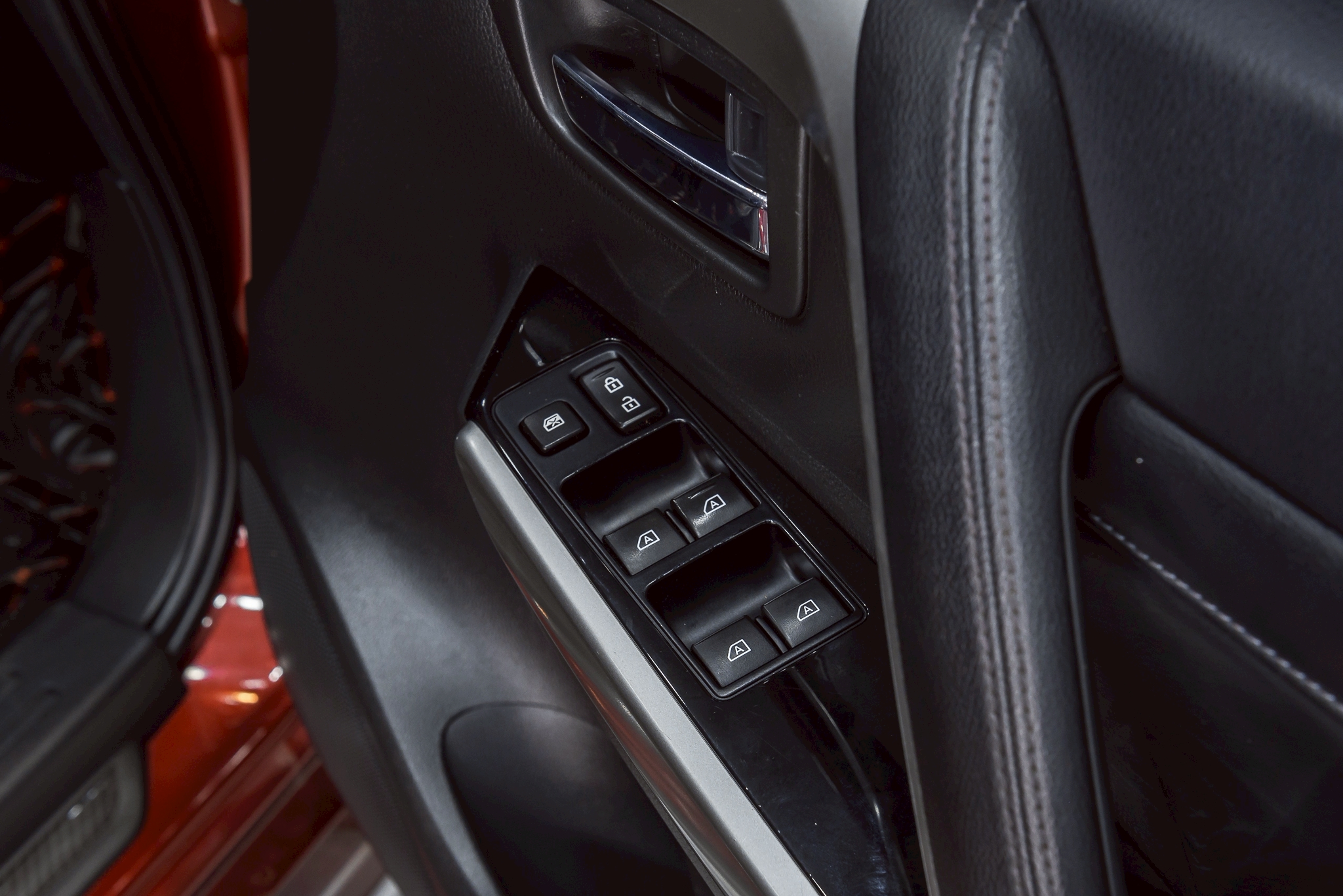 Mitsubishi Pajero Sport 2.4 GT Premium 2WD 60th Passion Red Special Edition SUV AT 2021