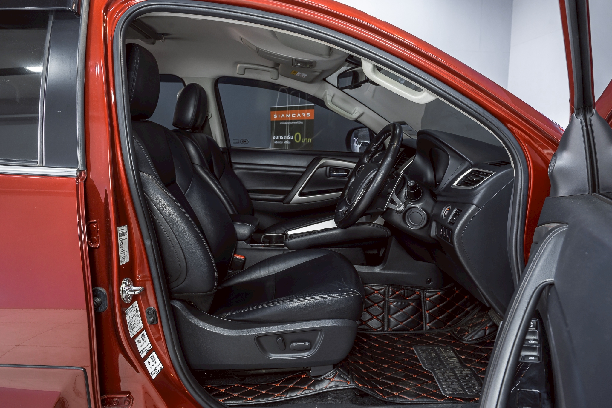 Mitsubishi Pajero Sport 2.4 GT Premium 2WD 60th Passion Red Special Edition SUV AT 2021