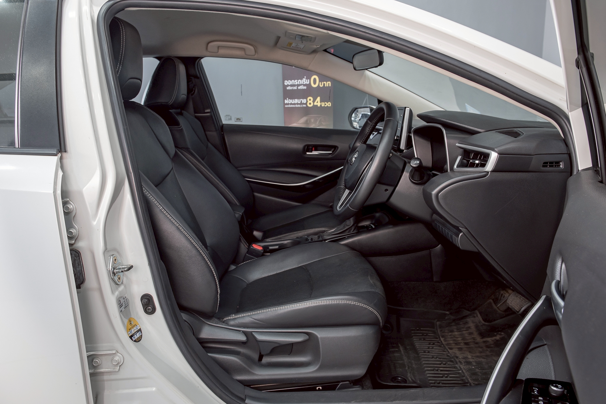 Toyota Corolla Altis 1.8 Hybrid Entry Sedan AT ปี 2019