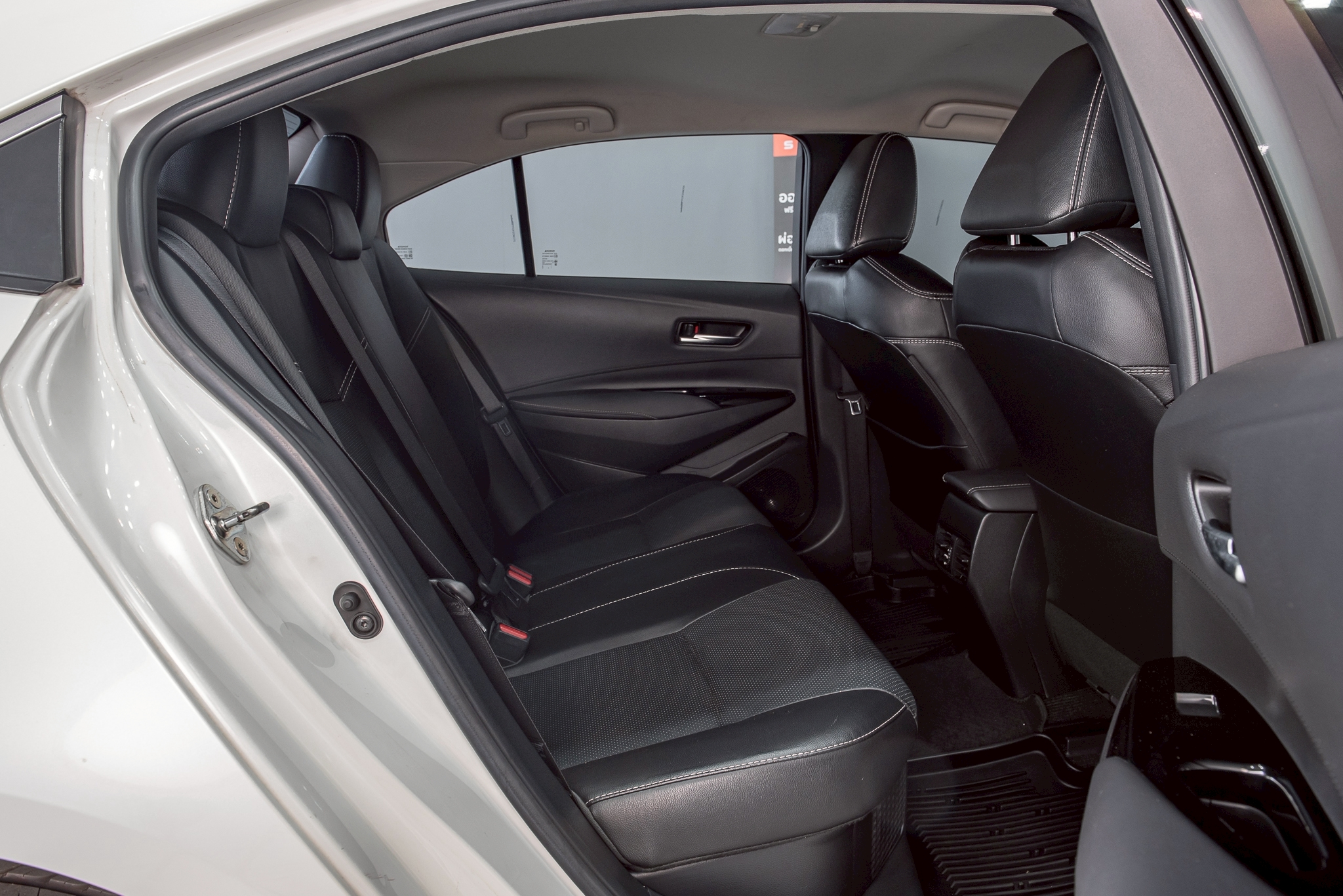 Toyota Corolla Altis 1.8 Hybrid Entry Sedan AT ปี 2019