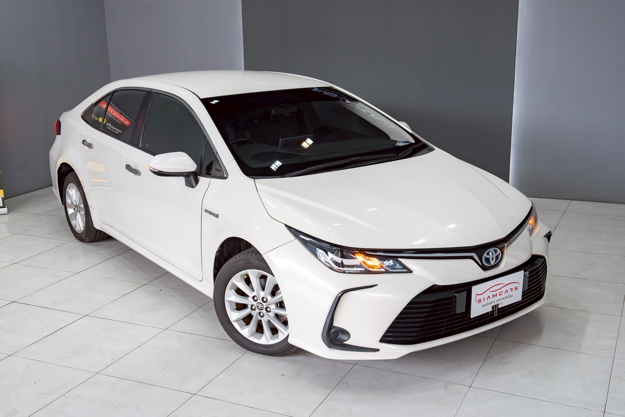 Toyota Corolla Altis 1.8 Hybrid Entry Sedan AT ปี 2019