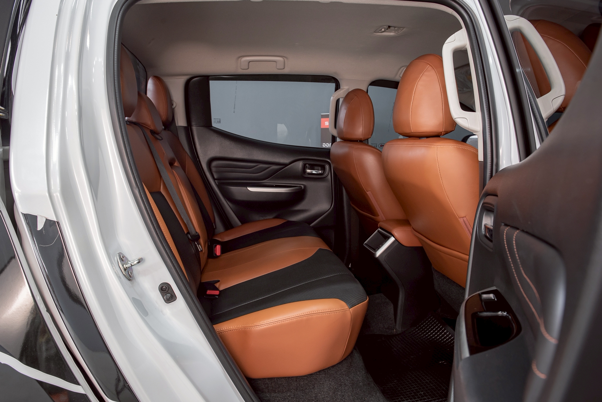 Mitsubishi Triton All New Double Cab 2.4 4WD ATHLETE AT 2022