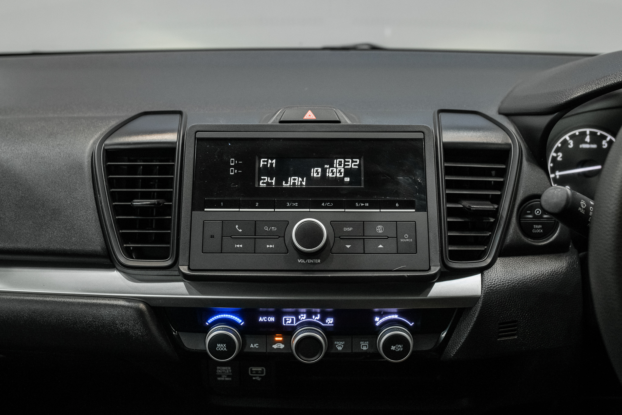Honda City Turbo 1.0 SV (Hatchback) AT 2021