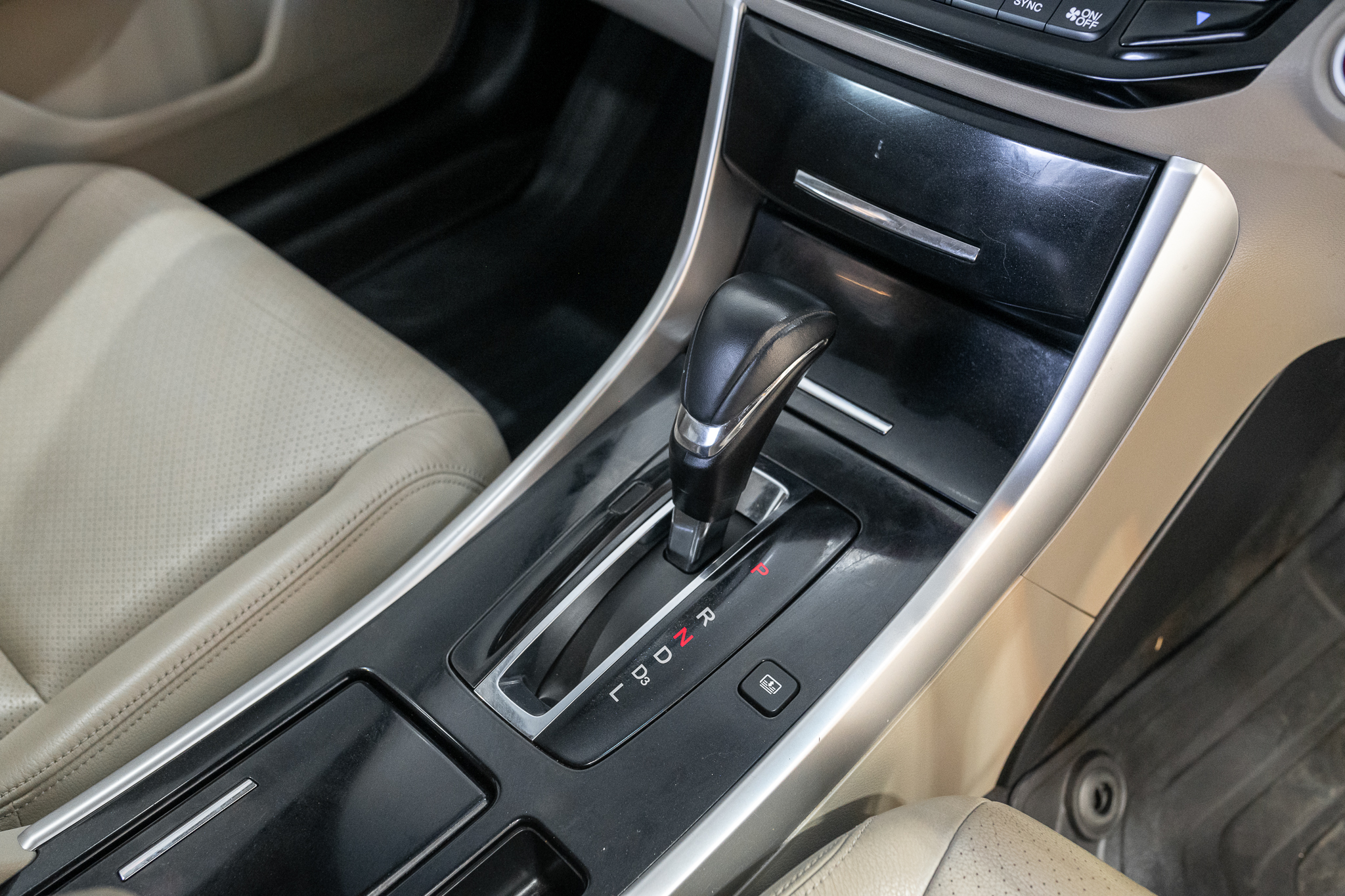 Honda Accord 2.0 EL Sedan AT ปี 2016