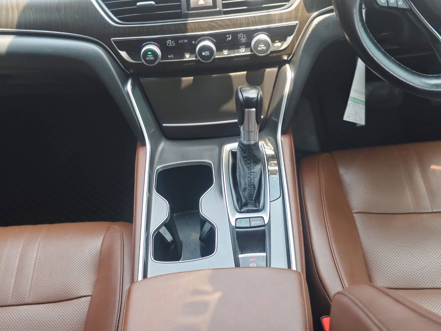 Honda Accord 1.5 Turbo EL Sedan AT 2022