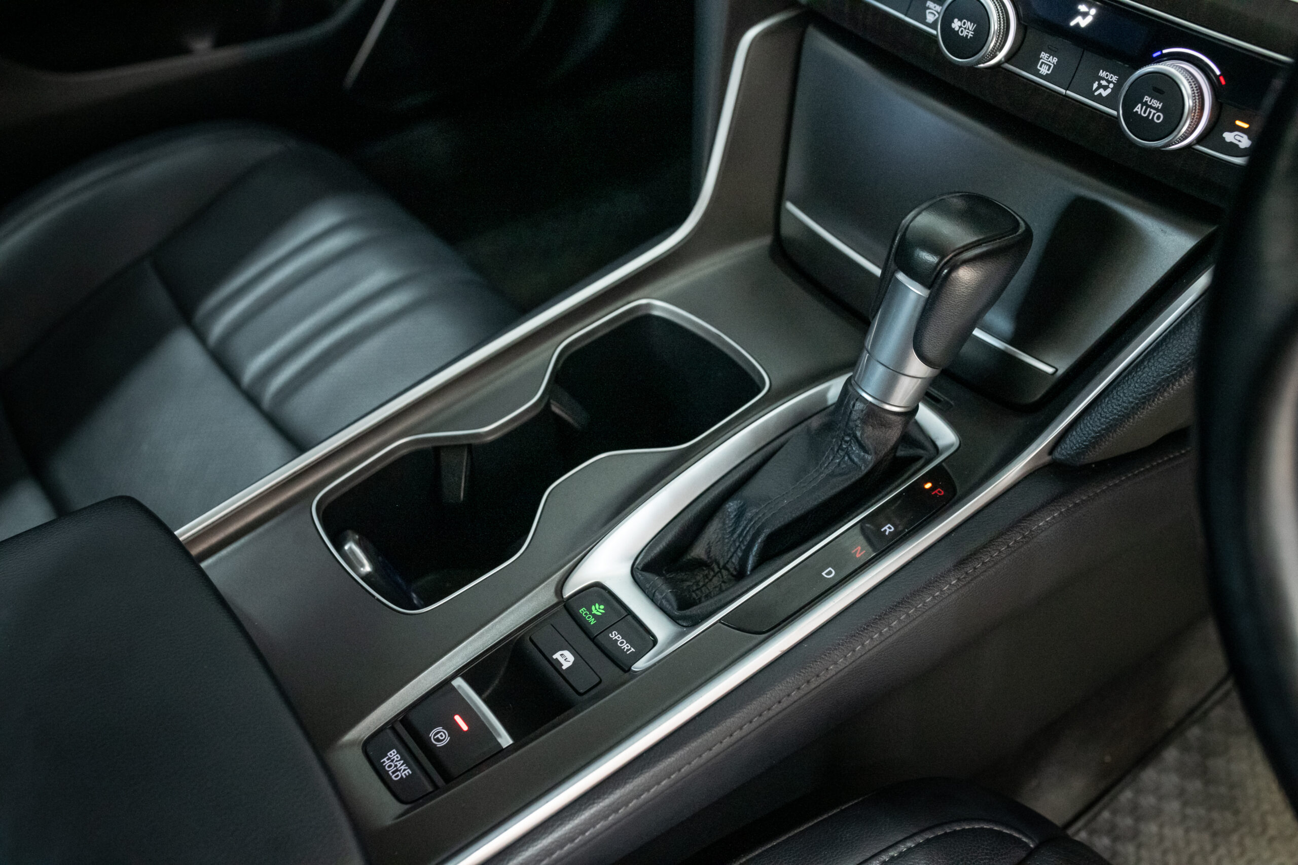 Honda Accord 2.0 Hybrid Sedan AT 2019