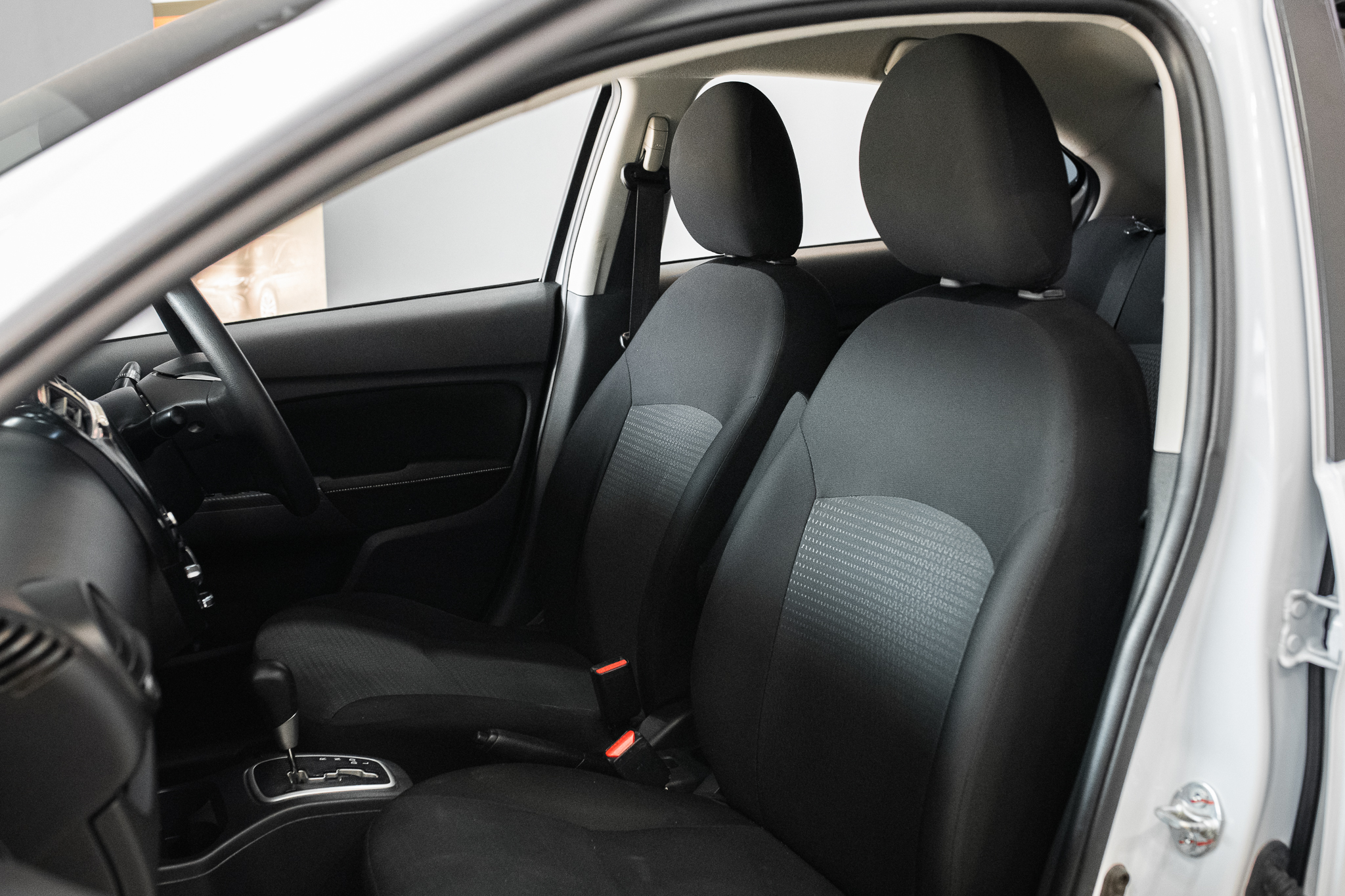 Mitsubishi Attrage 1.2 Active Dynamic Shield Sedan AT ปี 2023