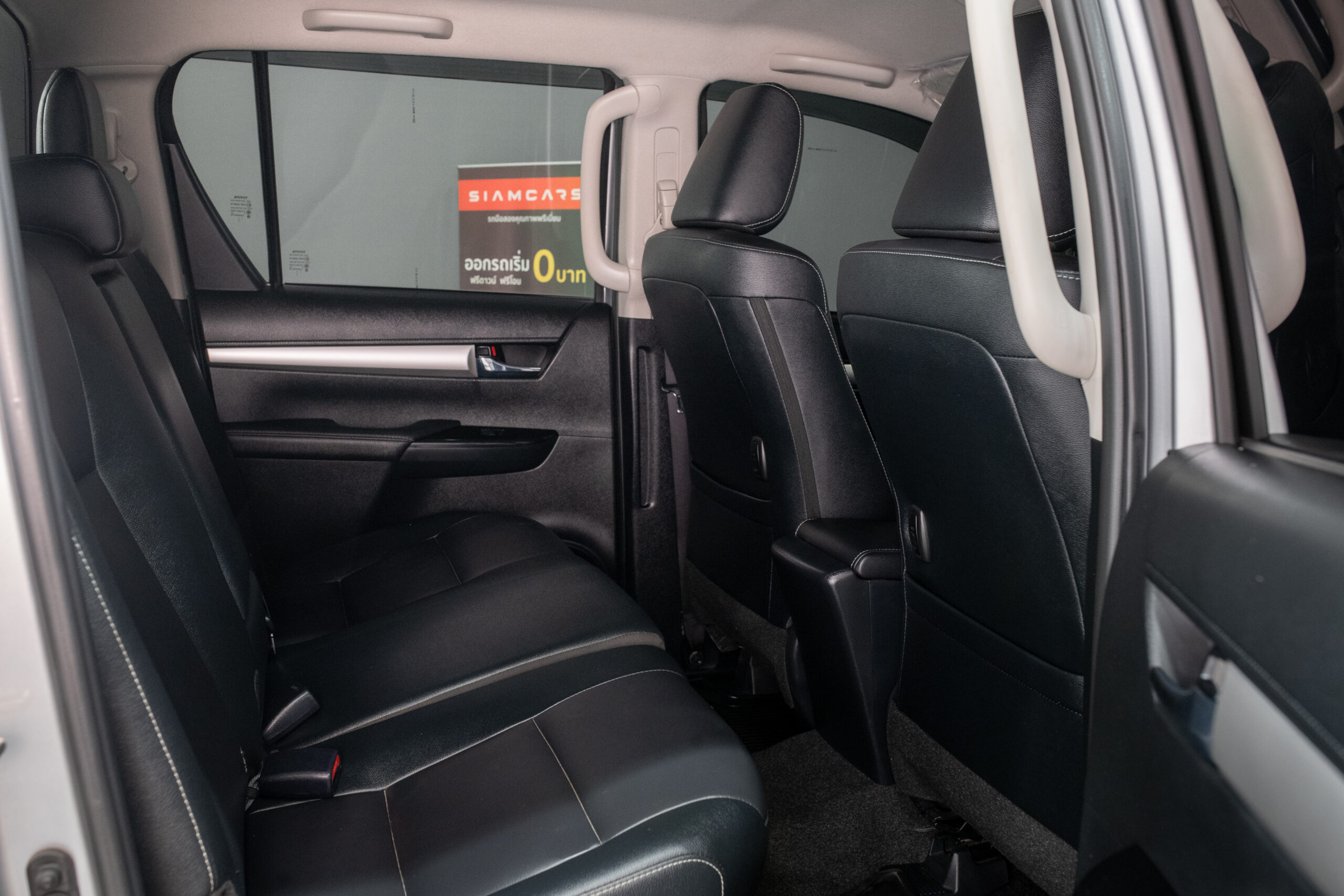 Toyota Hilux Revo Double Cab 2.4 MID Prerunner AT 2023