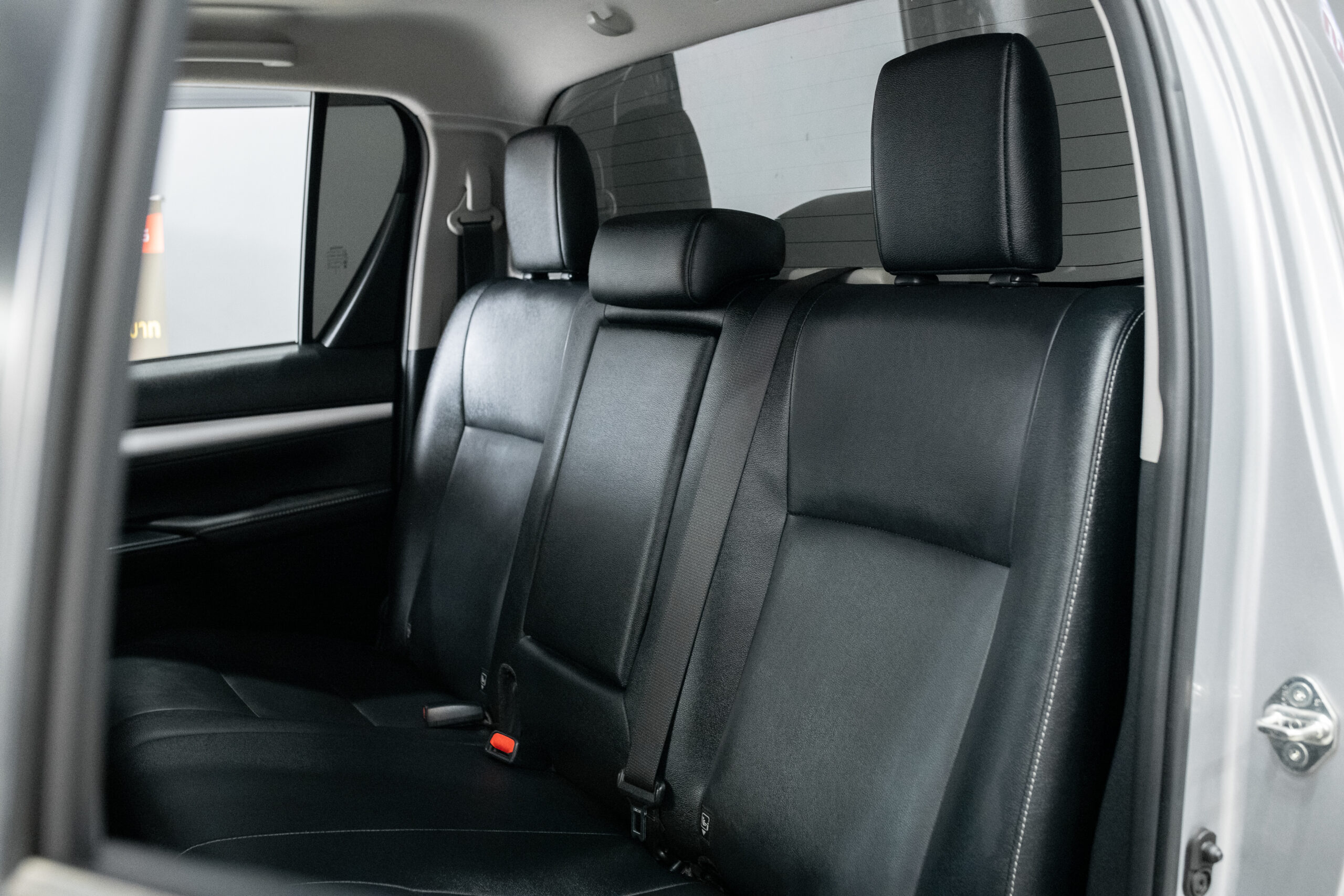 Toyota Hilux Revo Double Cab 2.4 MID Prerunner AT 2023