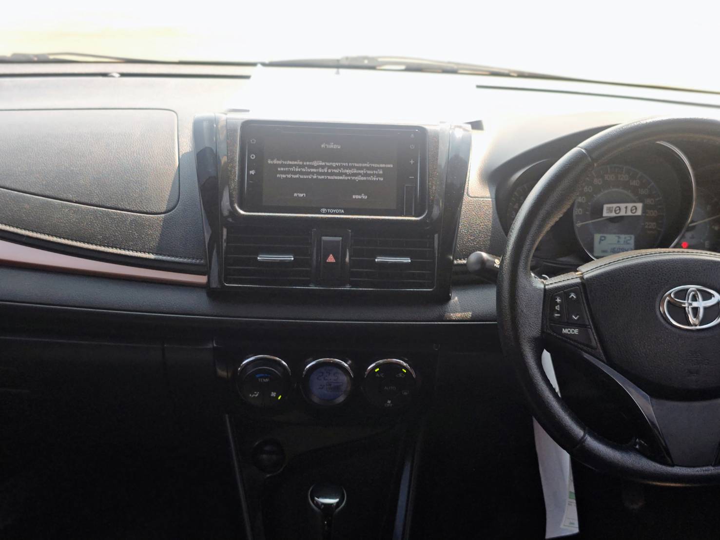 Toyota Vios 1.5 Mid Sedan AT ปี 2021
