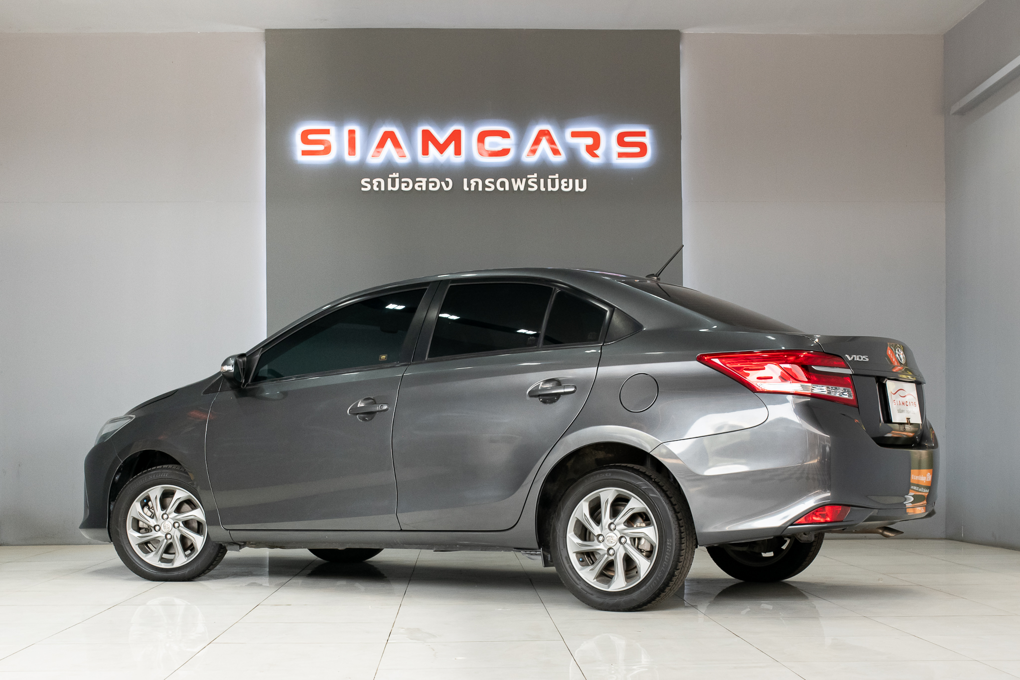 Toyota Vios 1.5 Mid Sedan AT ปี 2021