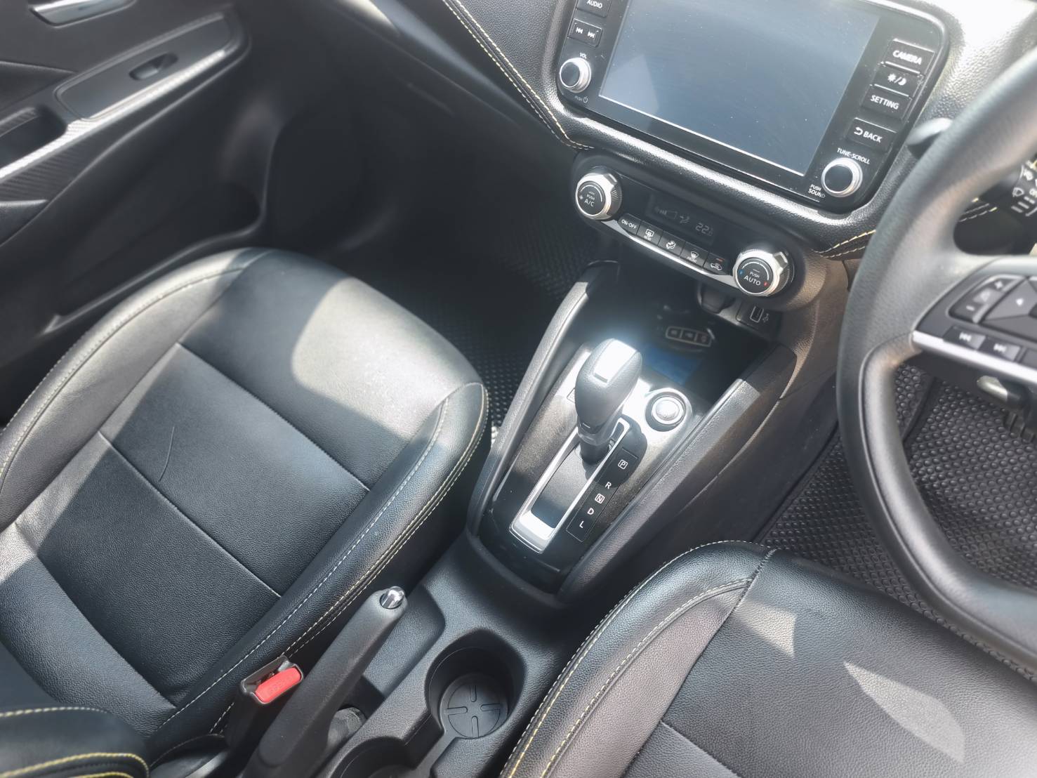 Nissan Almera Turbo 1.0 V Sedan AT 2021