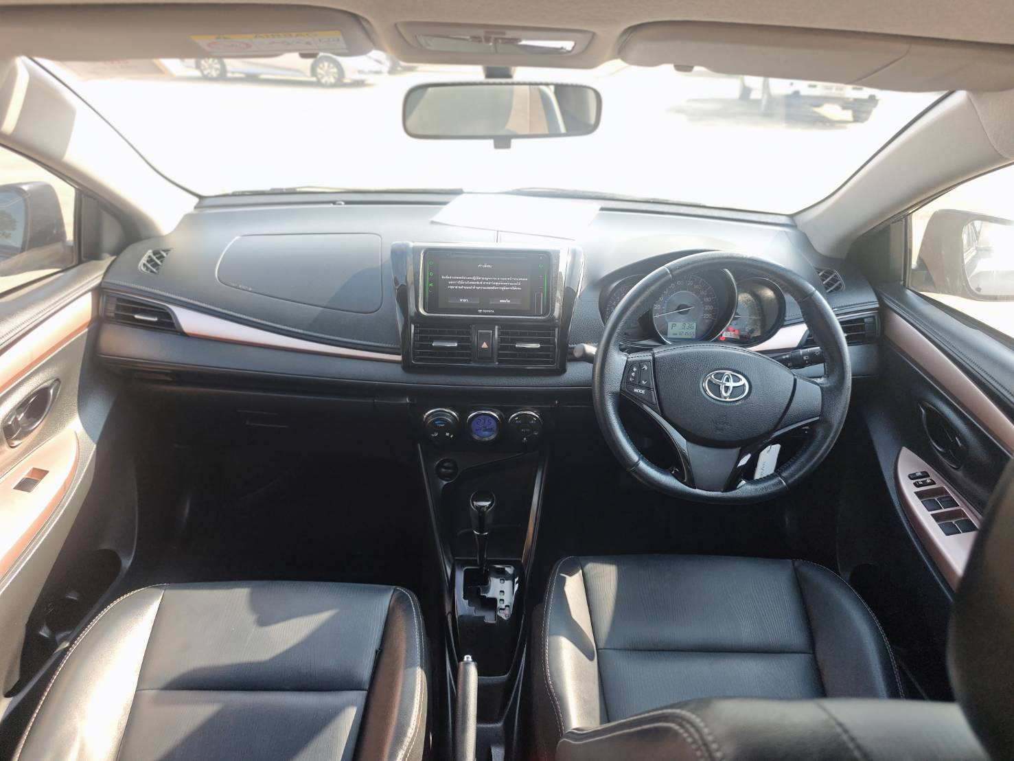 Toyota Vios 1.5 Mid Sedan AT ปี 2021