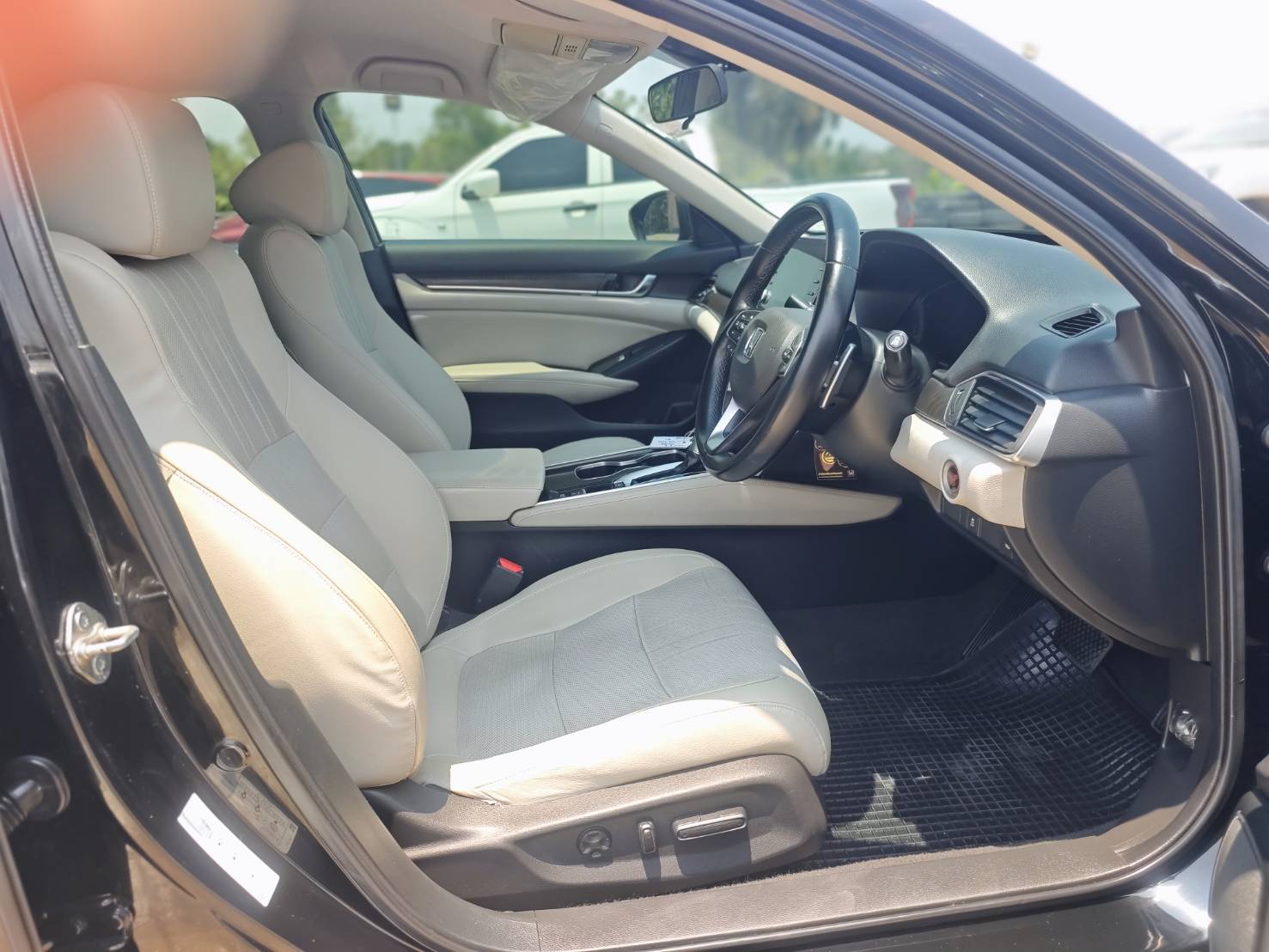 Honda Accord 1.5 Turbo EL Sedan AT 2020