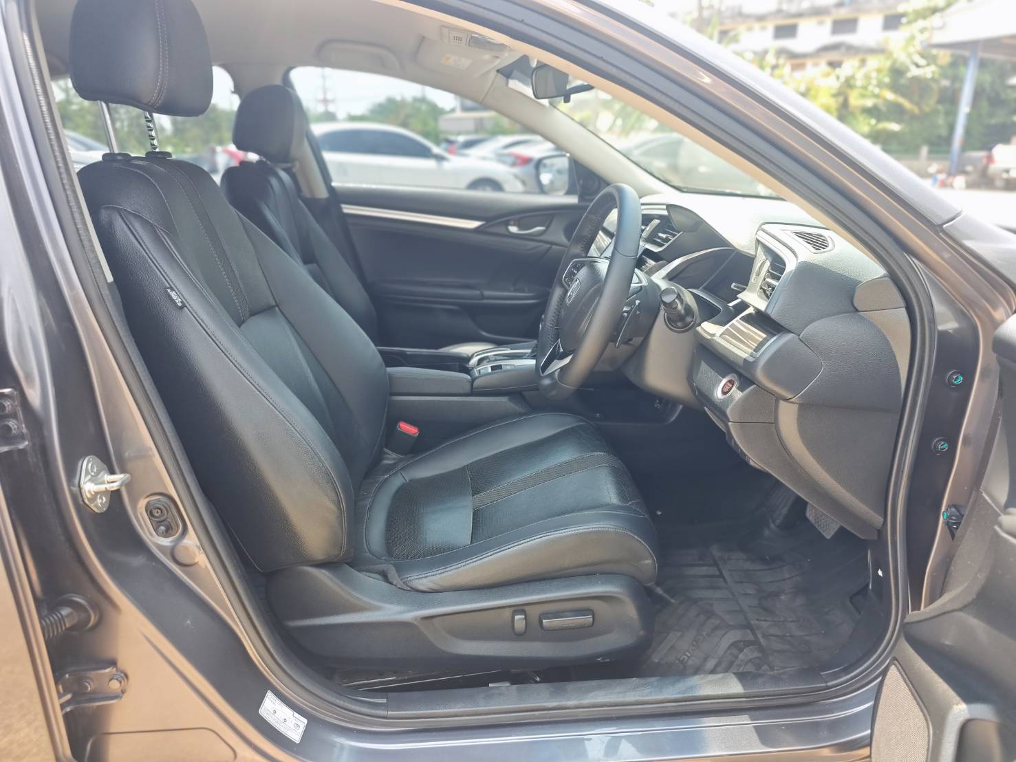 Honda Civic 1.5 Turbo EL Sedan AT 2019