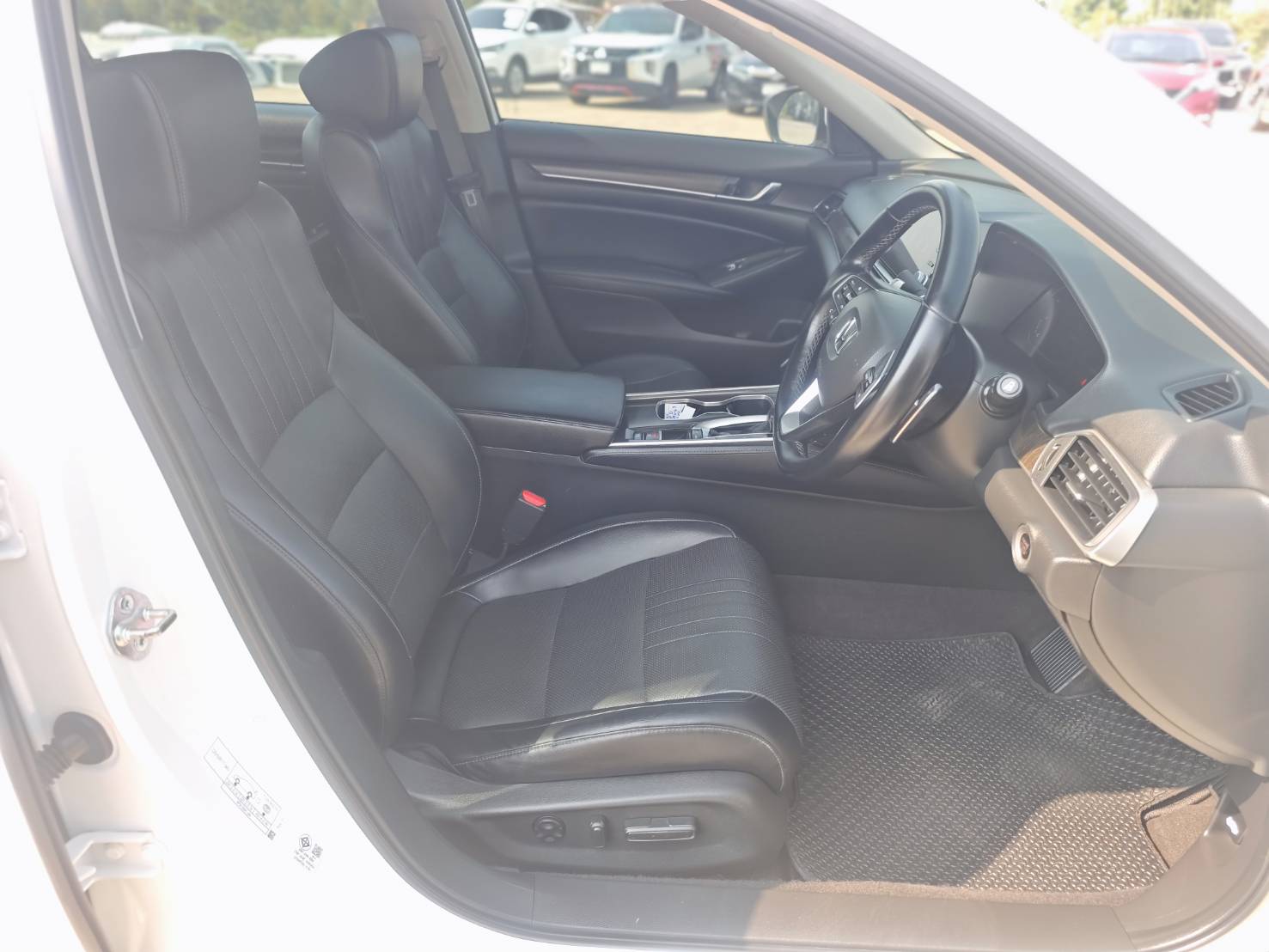 Honda Accord 1.5 Turbo EL Sedan AT 2021