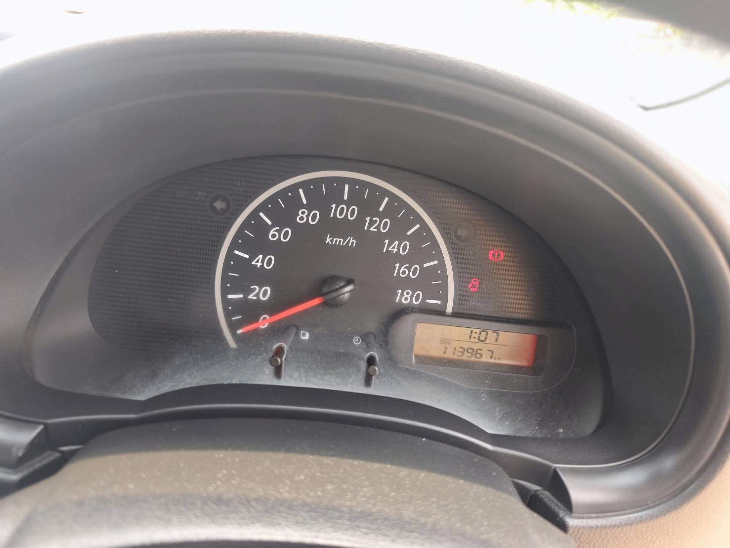 Nissan March 1.2 S Hatchback MT 2019