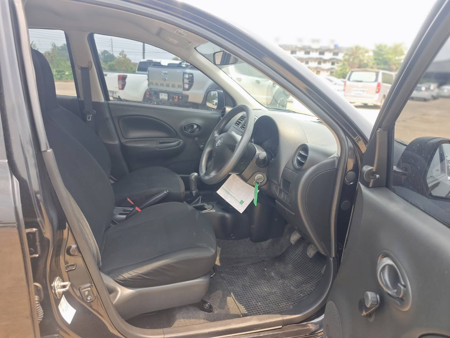Nissan March 1.2 S Hatchback MT 2019