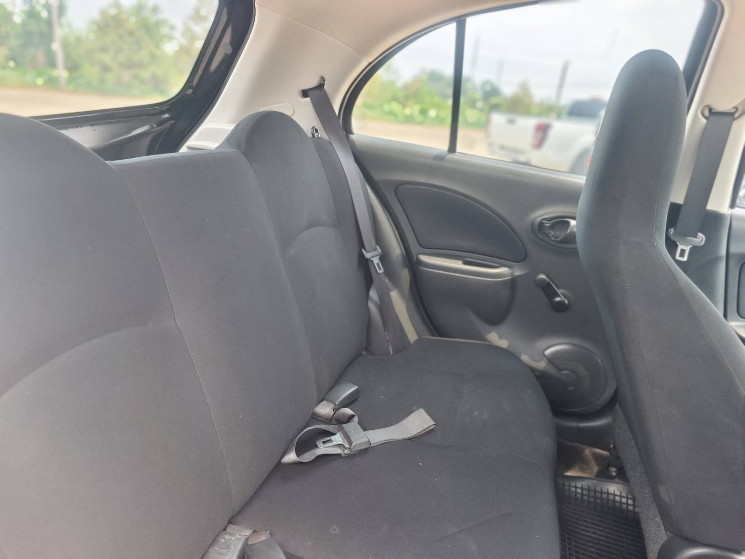 Nissan March 1.2 S Hatchback MT 2019