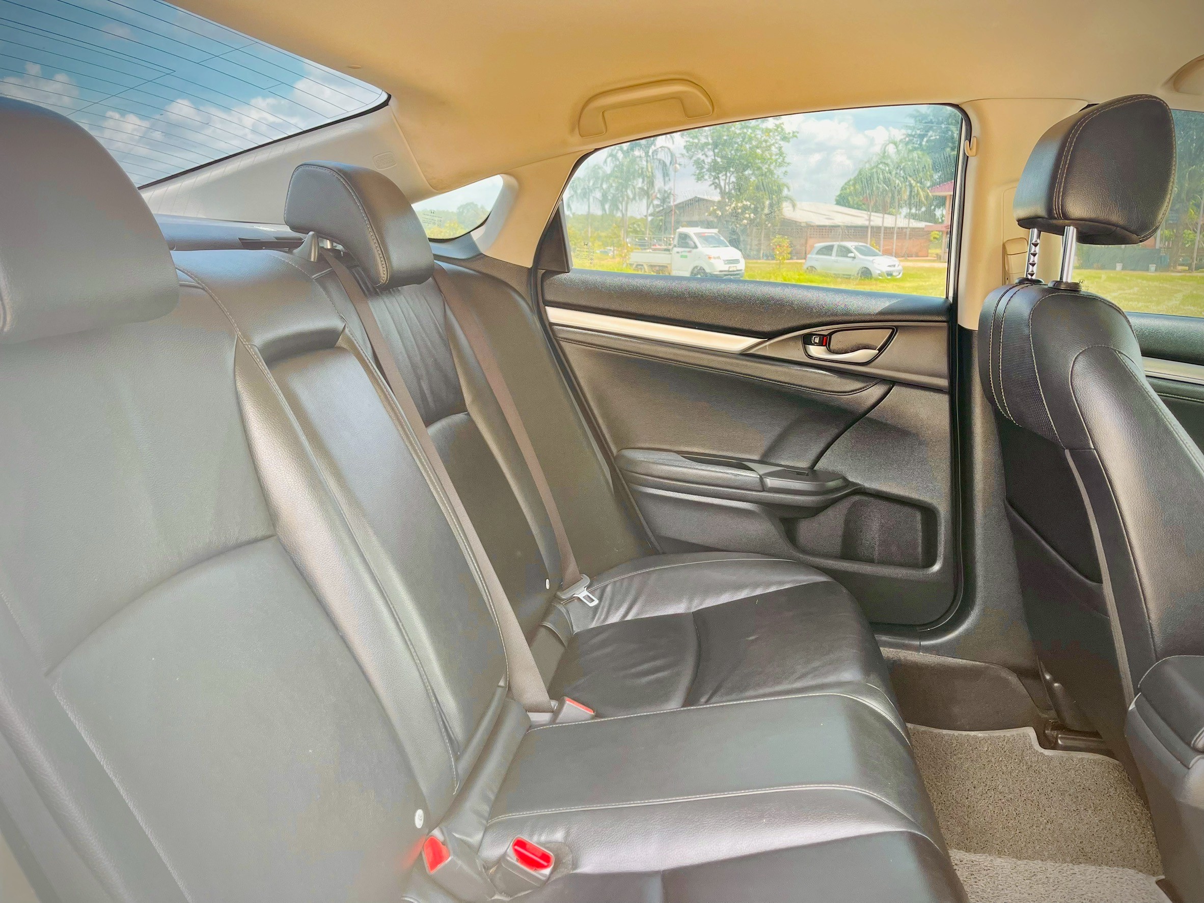 Honda Civic 1.5 Turbo RS  Sedan AT ปี 2016