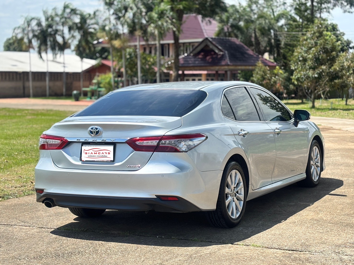 Toyota Camry 2.5 Hybrid Premium Sedan AT 2021