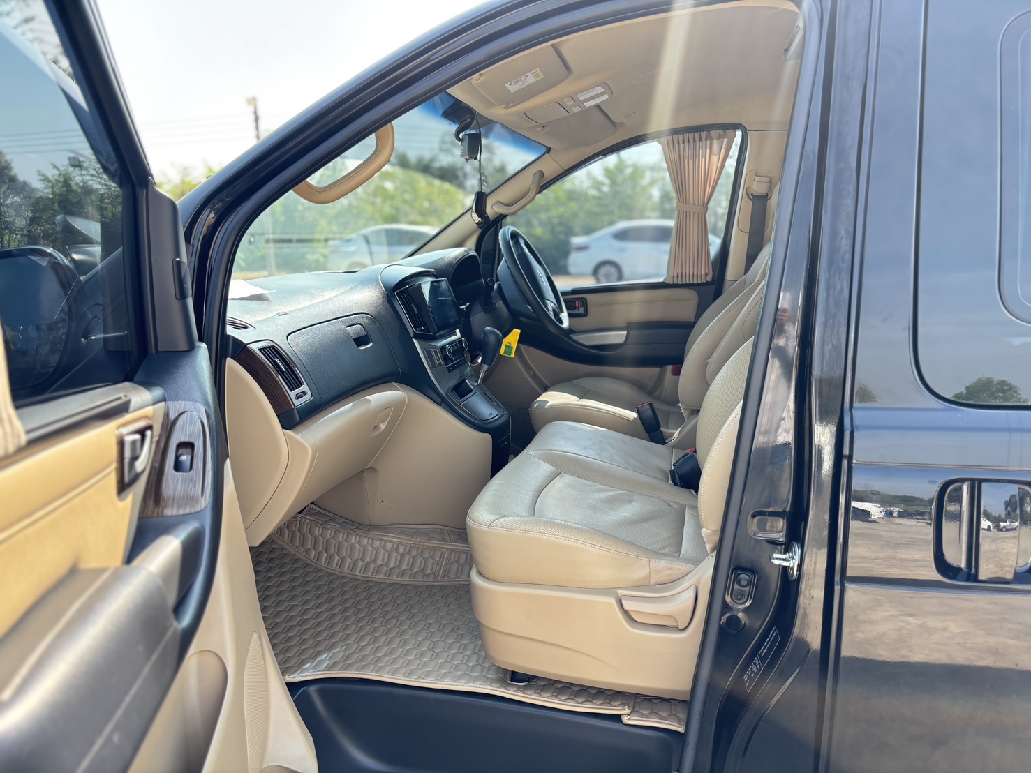 Hyundai H-1 2.5 Elite MPV AT 2019