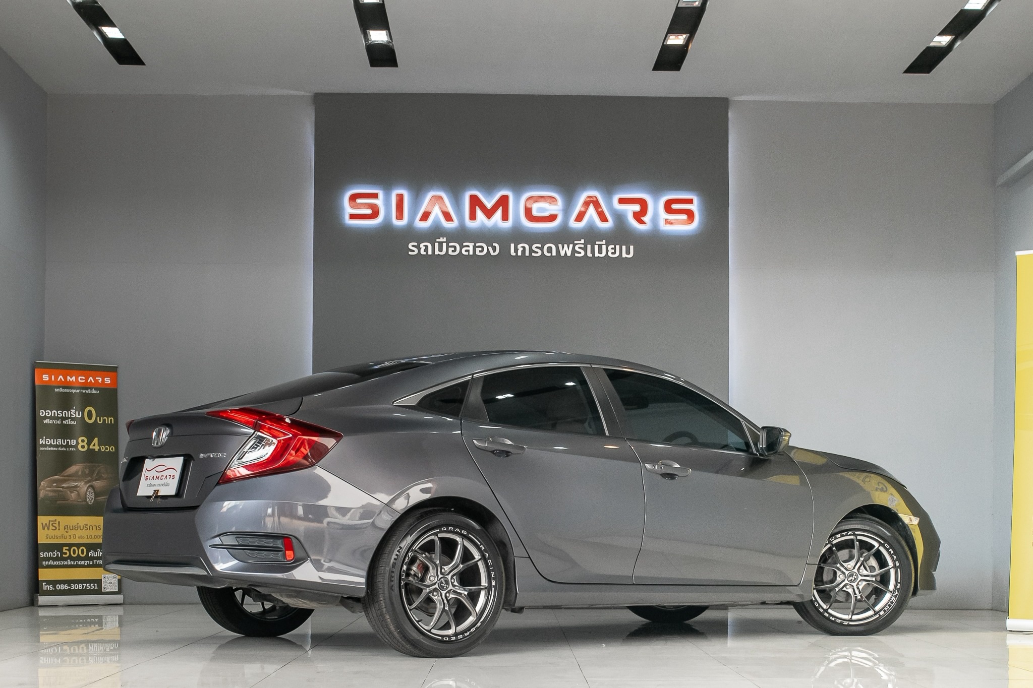 Honda Civic 1.8 E Sedan AT 2019