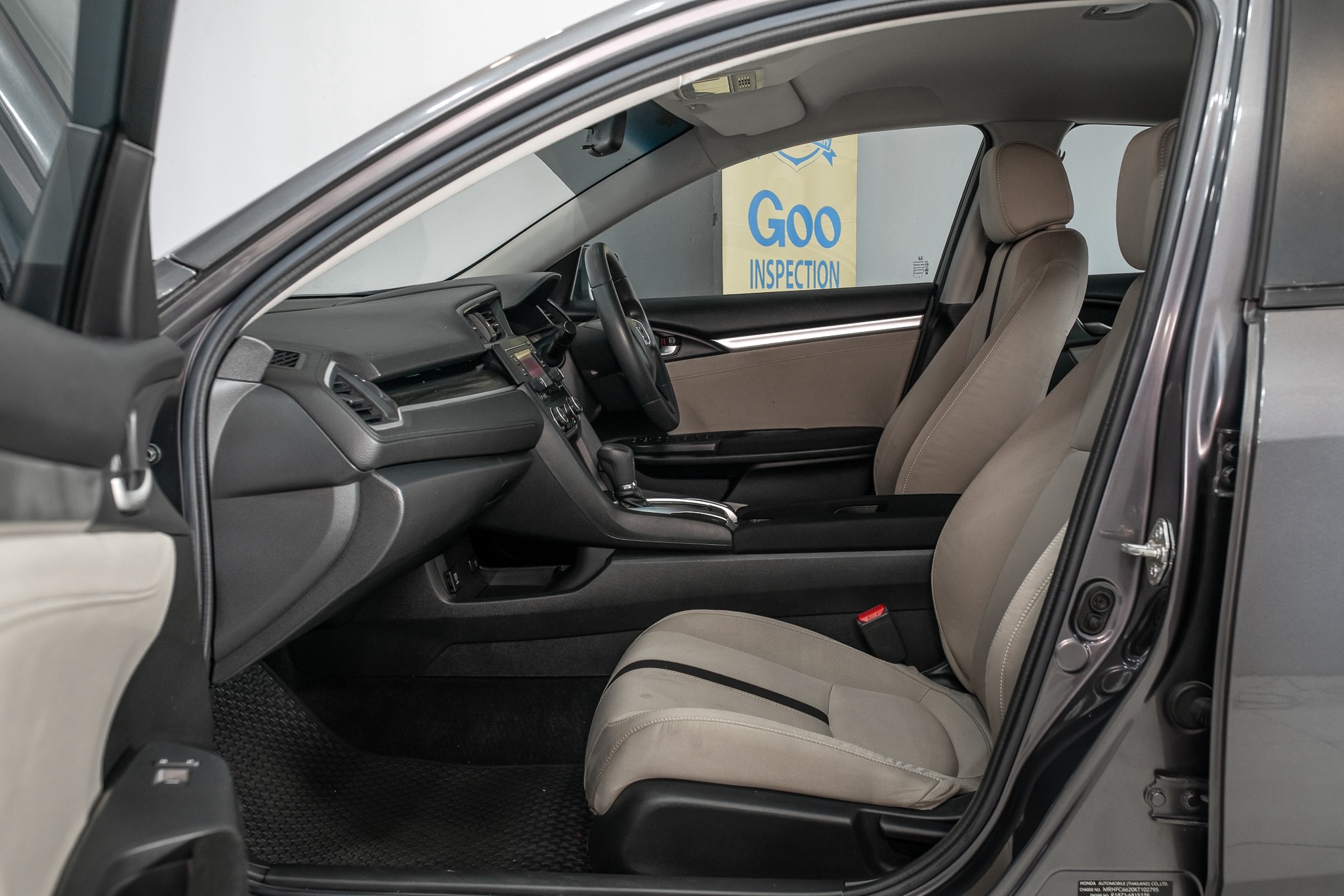 Honda Civic 1.8 E Sedan AT 2019
