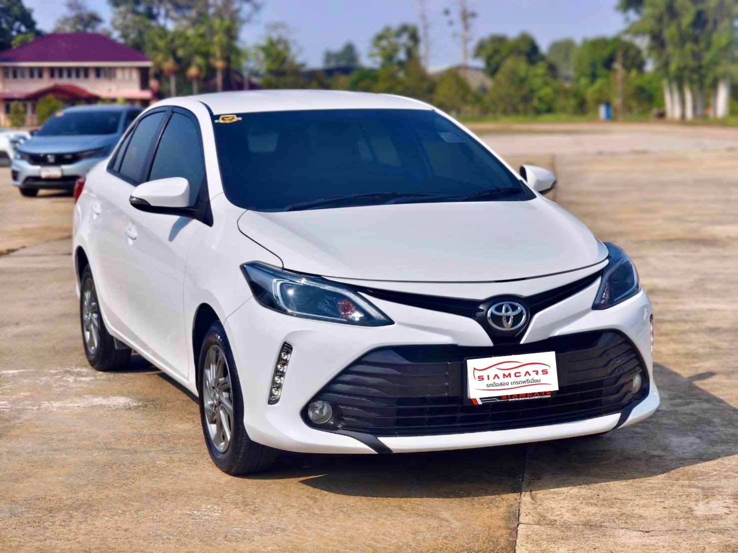 Toyota Vios 1.5 Mid Sedan AT ปี 2021