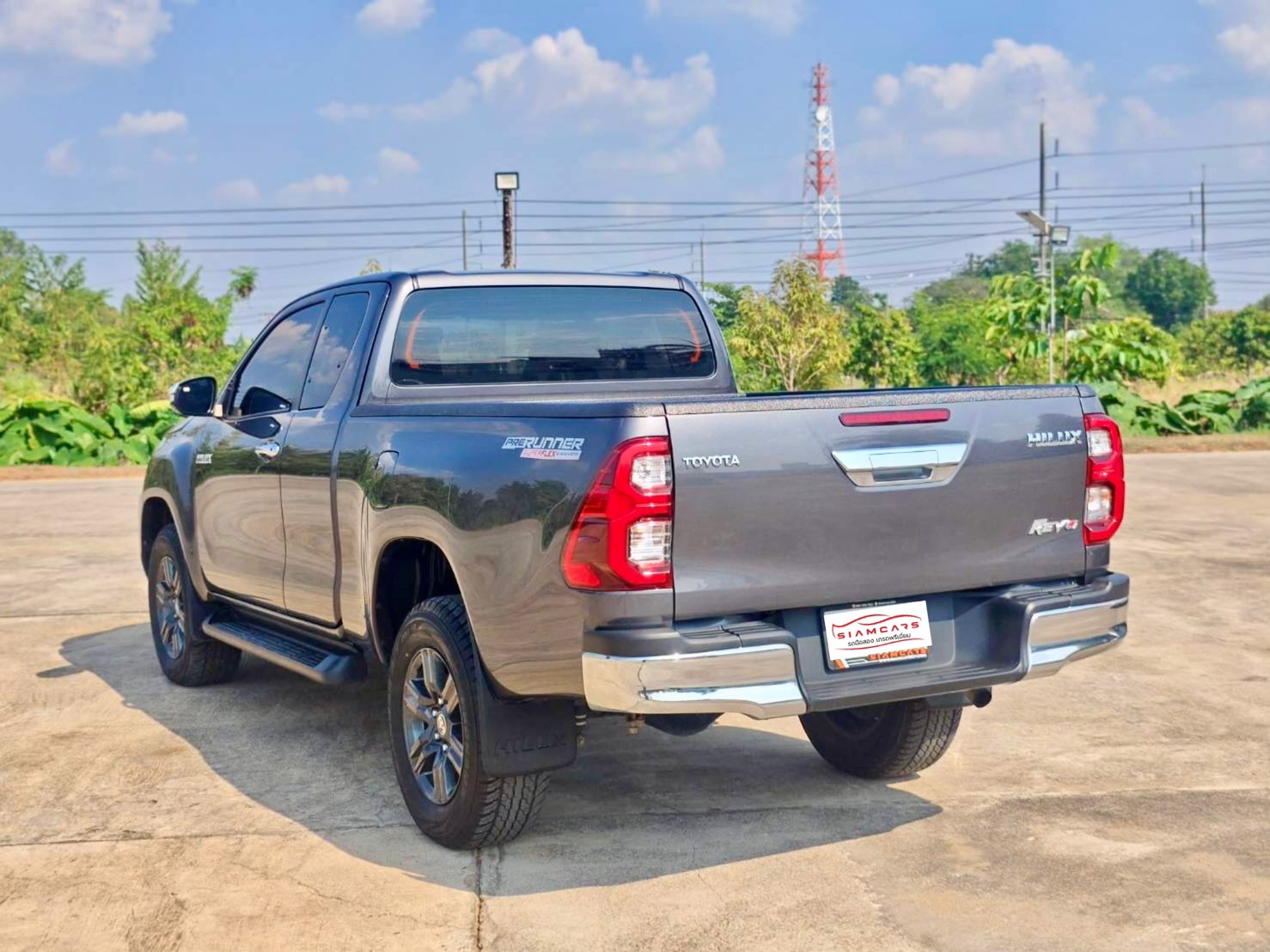 Toyota Hilux Revo Smart Cab 2.4 Entry Prerunner MT 2023